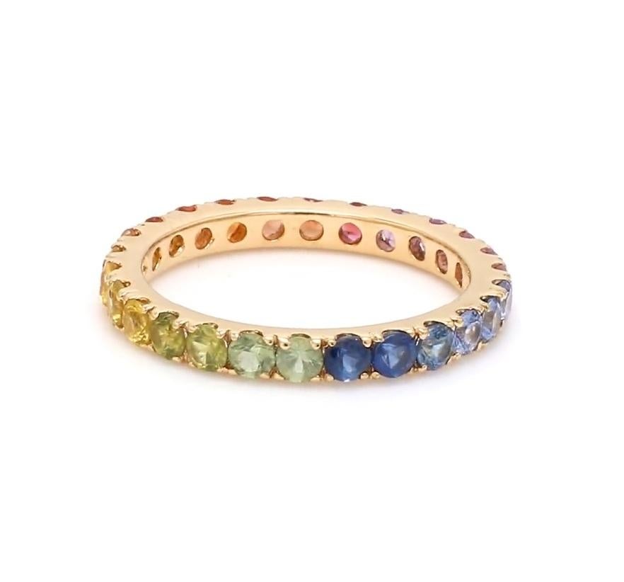 Ring mit natürlichem Regenbogen-Saphir aus 18 Karat Gold Damen im Angebot