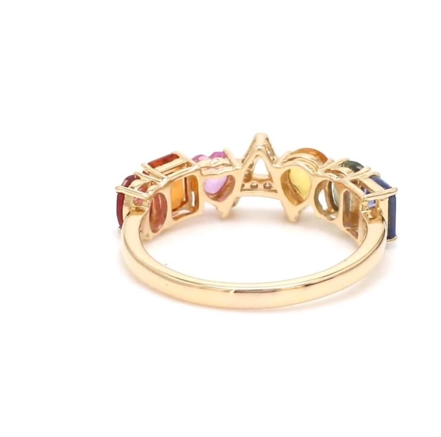 Natural 2.66 cts Rainbow sapphire ring in 14k gold In New Condition For Sale In New York, NY