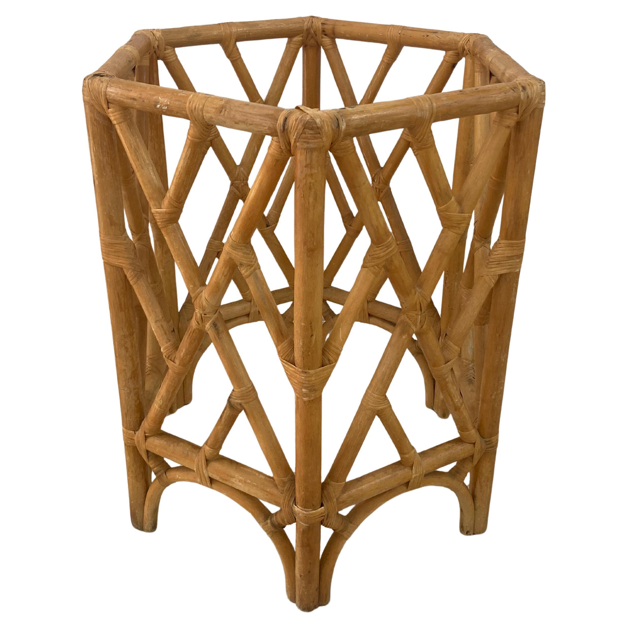 Natürliches Rattan Chippendale Sockel Esstisch Basis im Angebot