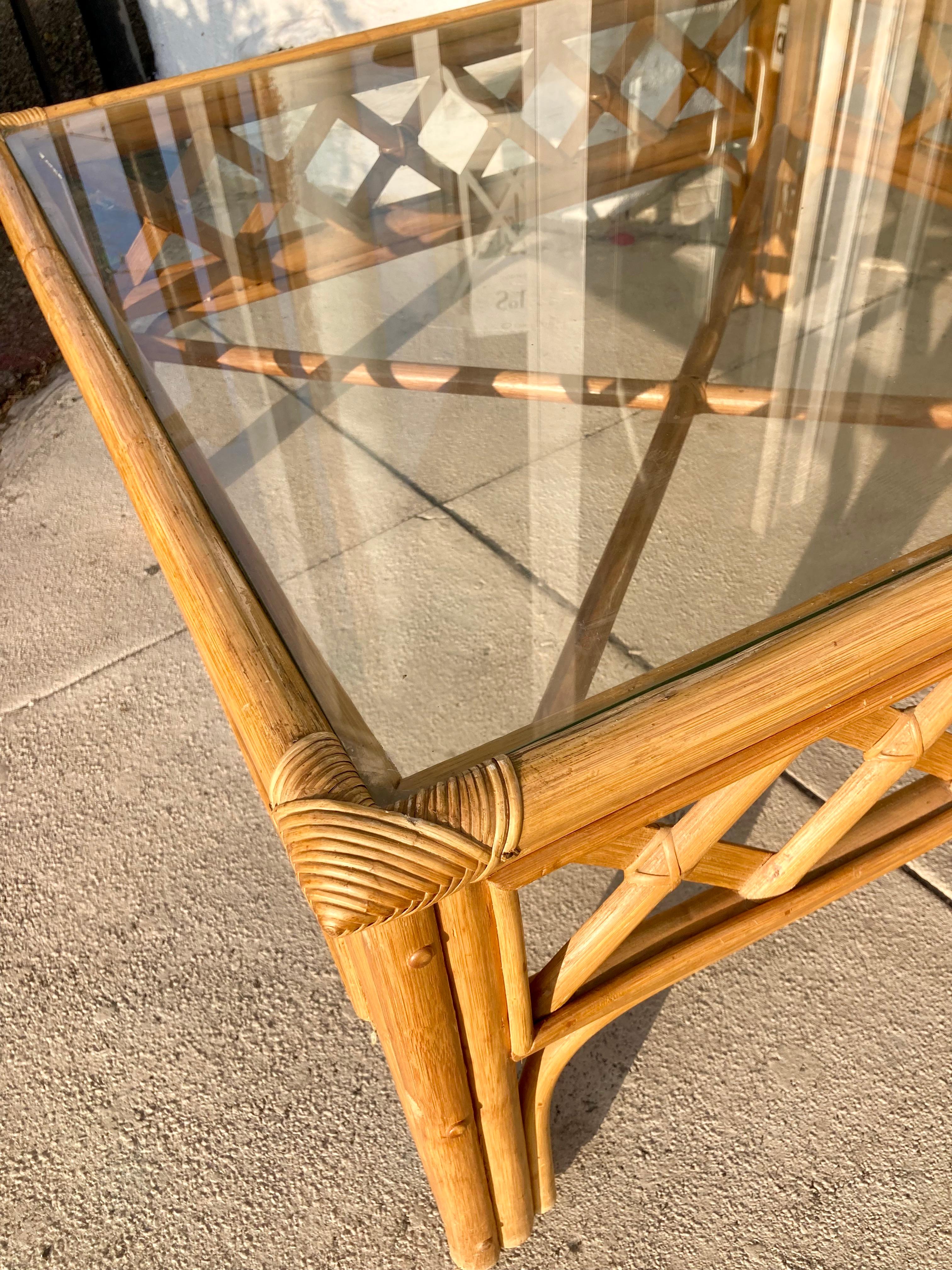 Table basse carrée en rotin naturel Ficks Reed en vente 2