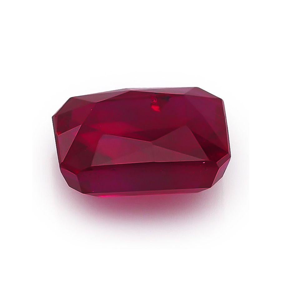 Natürlicher roter Burma-Rubin Edelstein 2,01 Karat mit GIA-Bericht / JupiterGem für Damen oder Herren