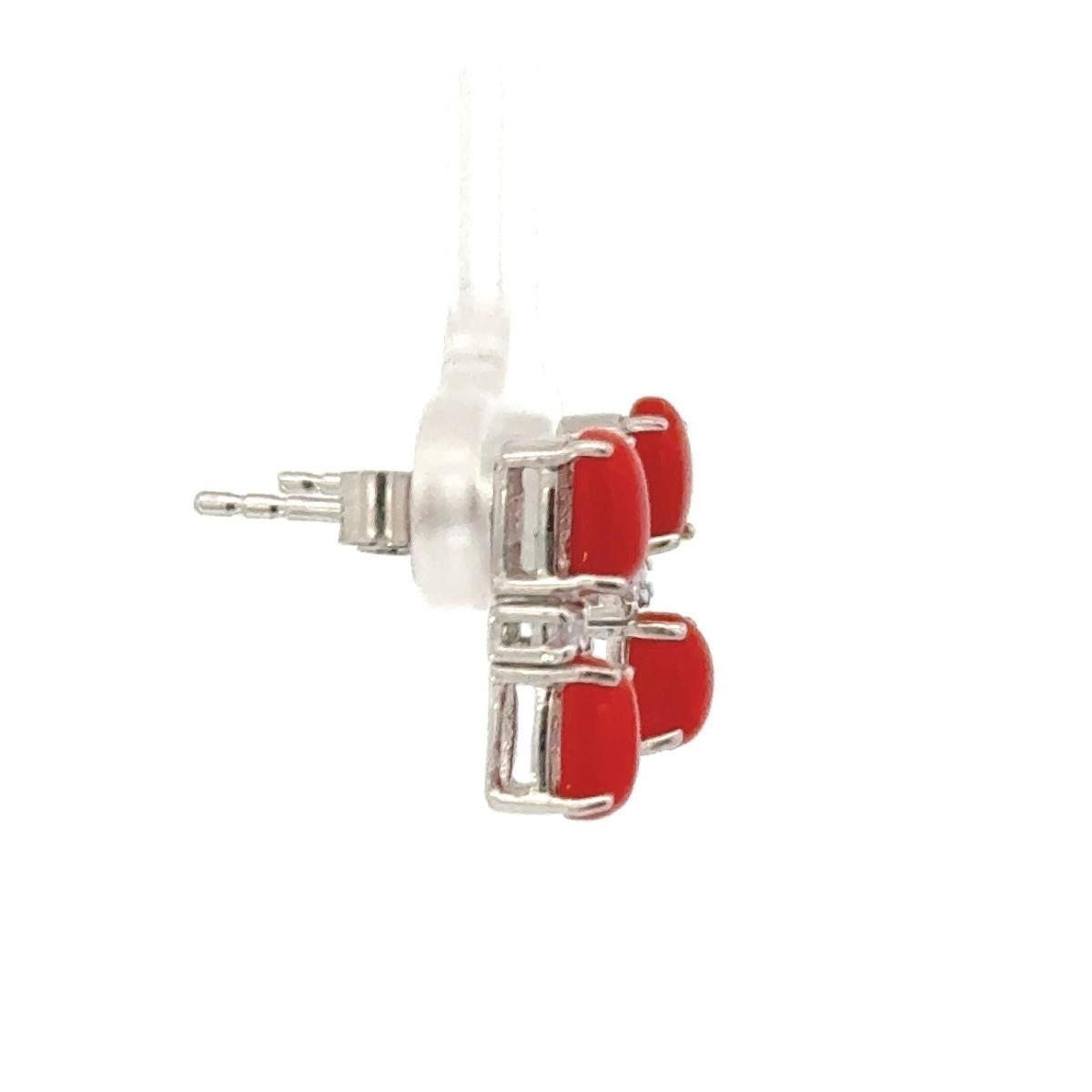 Natural Red Coral with CZ 925 Sterling Silver Earrings Stud for Women Gift In New Condition For Sale In New York, NY