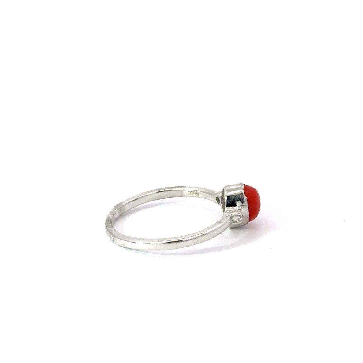 For Sale:  Natural Red Coral & Zirconia Bezel Set Solitaire Unisez Ring in 925 Solid Silver 5