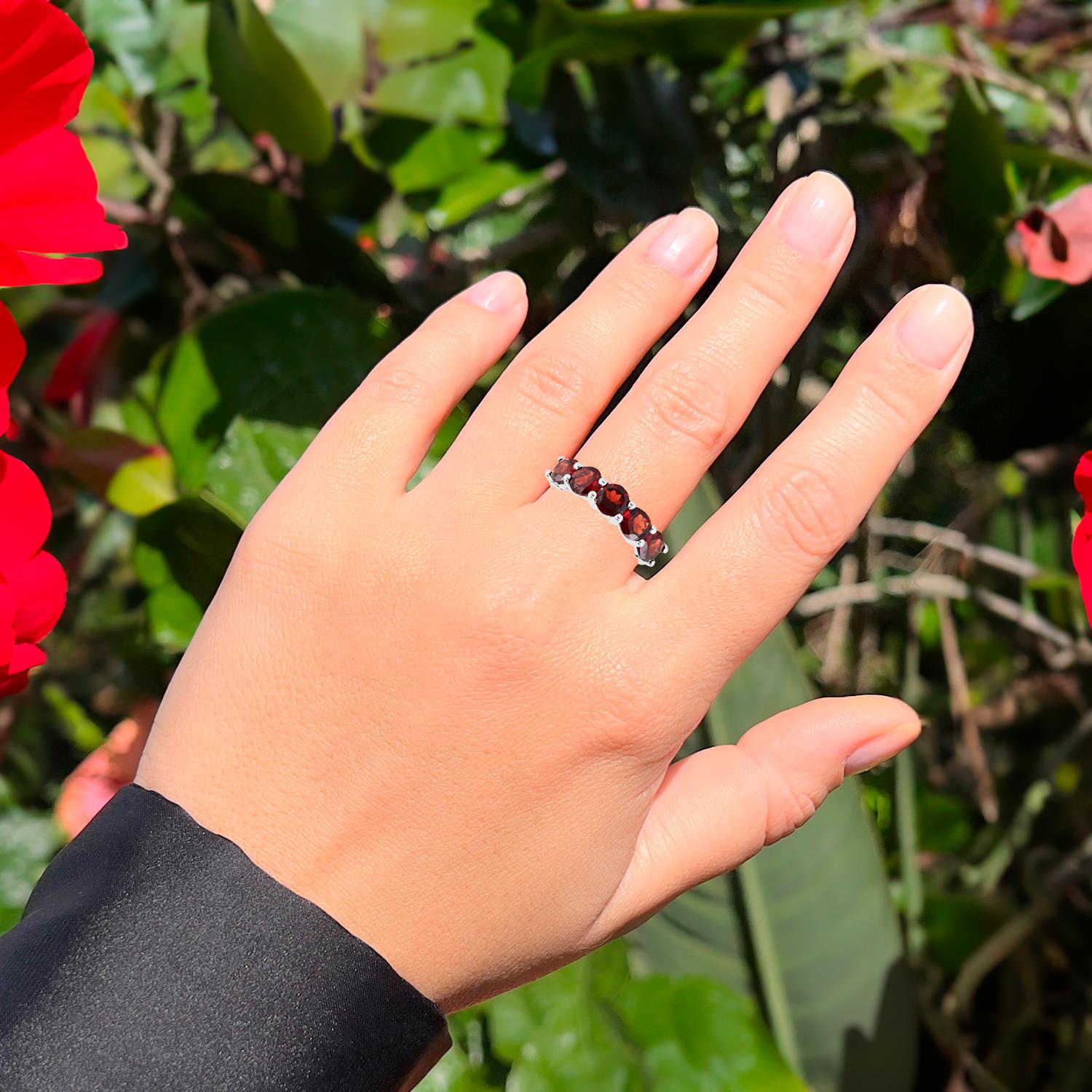 Round Cut Natural Red Garnet Five Stone Ring 3.75 Carats Sterling Silver For Sale