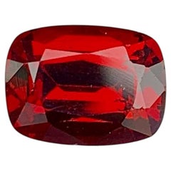 Natural Red Garnet Gemstone: 2.56 Carat Faceted For Ring