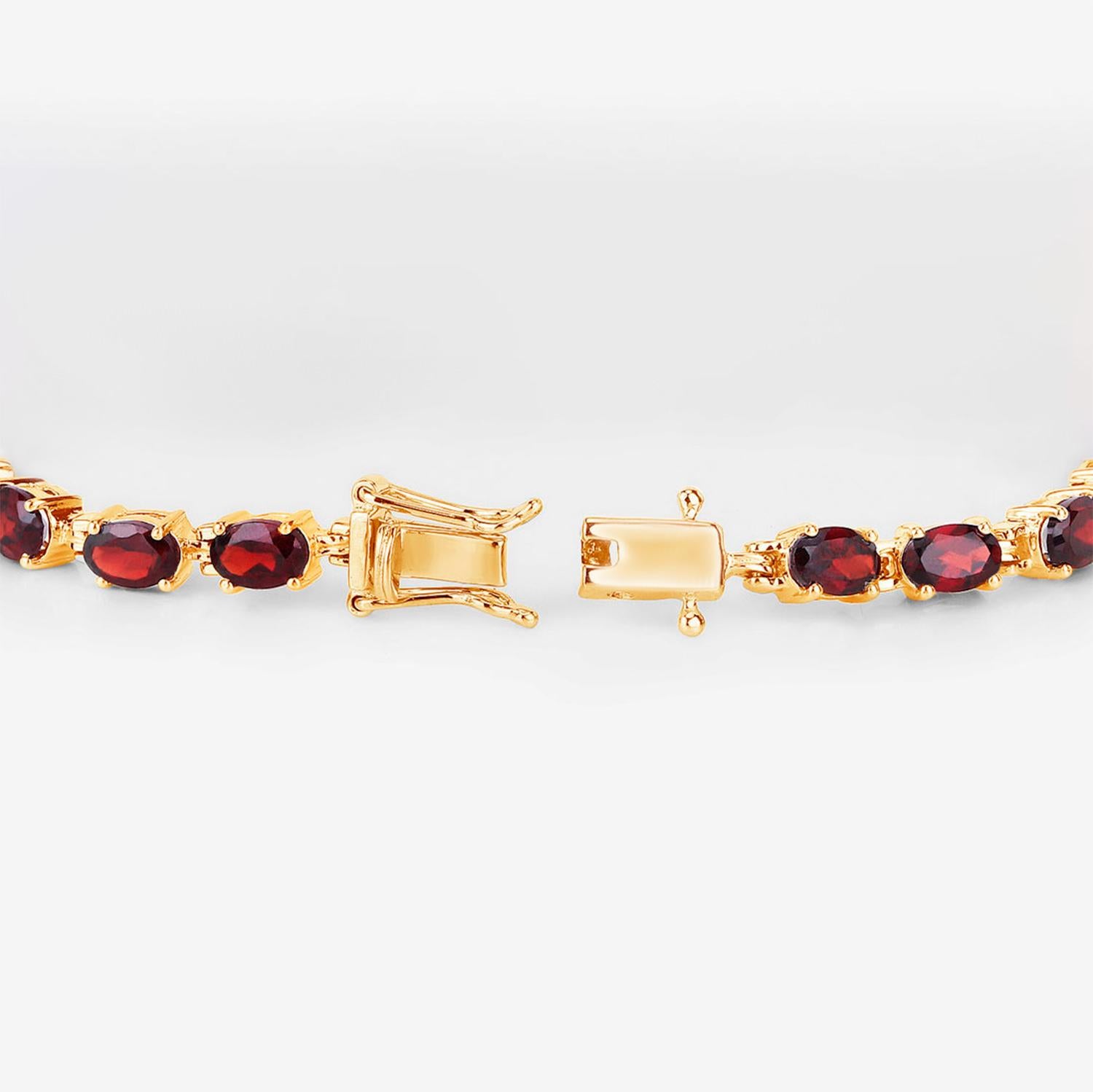 Oval Cut Natural Red Garnet Tennis Bracelet 11 Carats 14K Yellow Gold Plated Silver For Sale