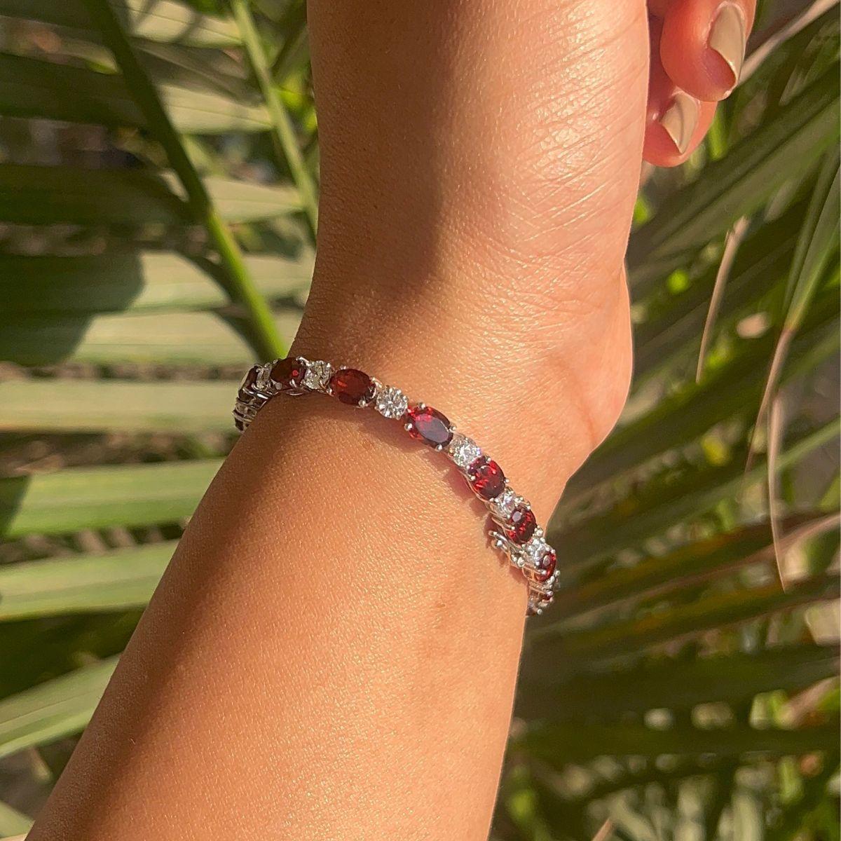 Women's Natural Red Garnet Silver Tennis Bracelet with Zircon in Fine Jewelry for Her For Sale
