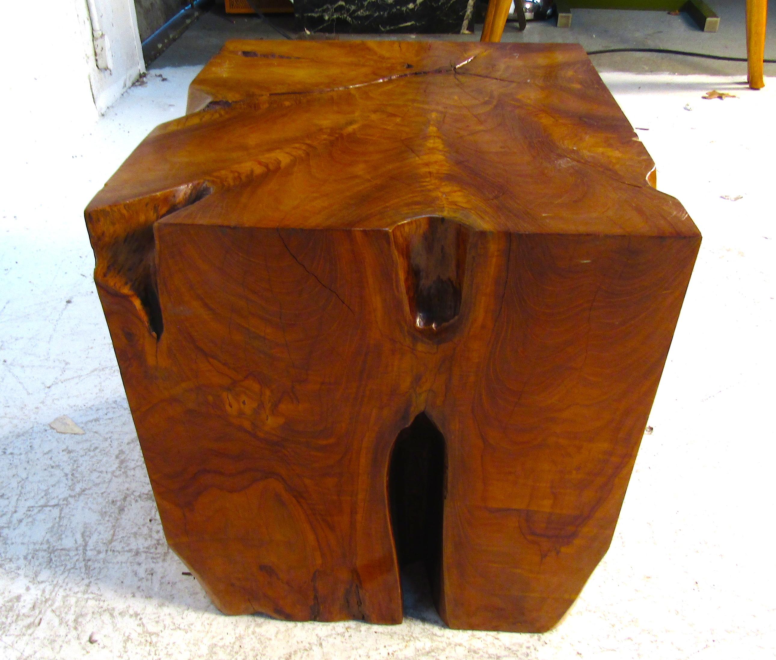 Natural Red Oak Slab Side Table In Good Condition In Brooklyn, NY