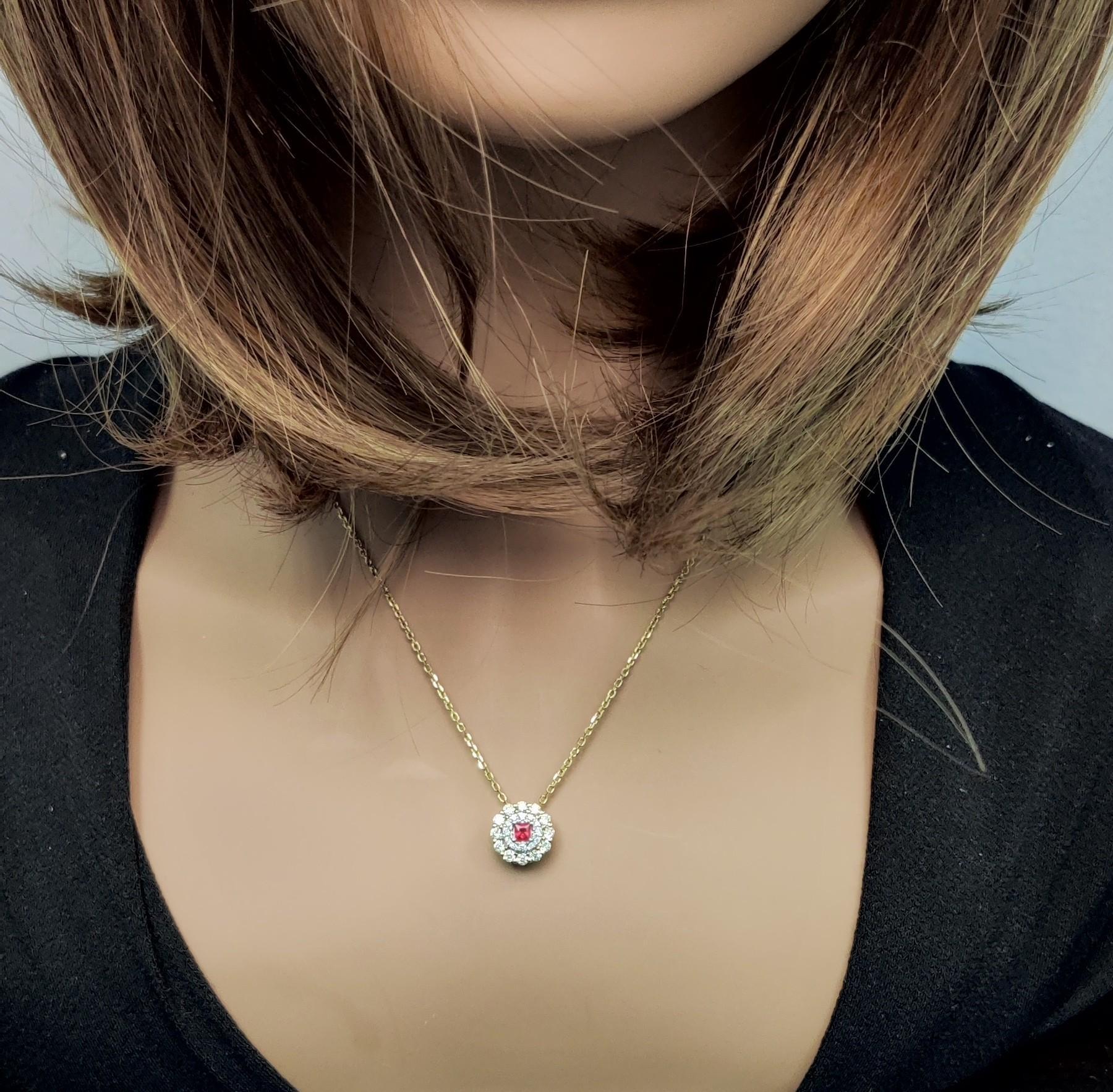 Colgante de gota de oro rojo natural de rubí princesa y diamante de 0,72 quilates TW en Nuevo estado para la venta en New York, NY