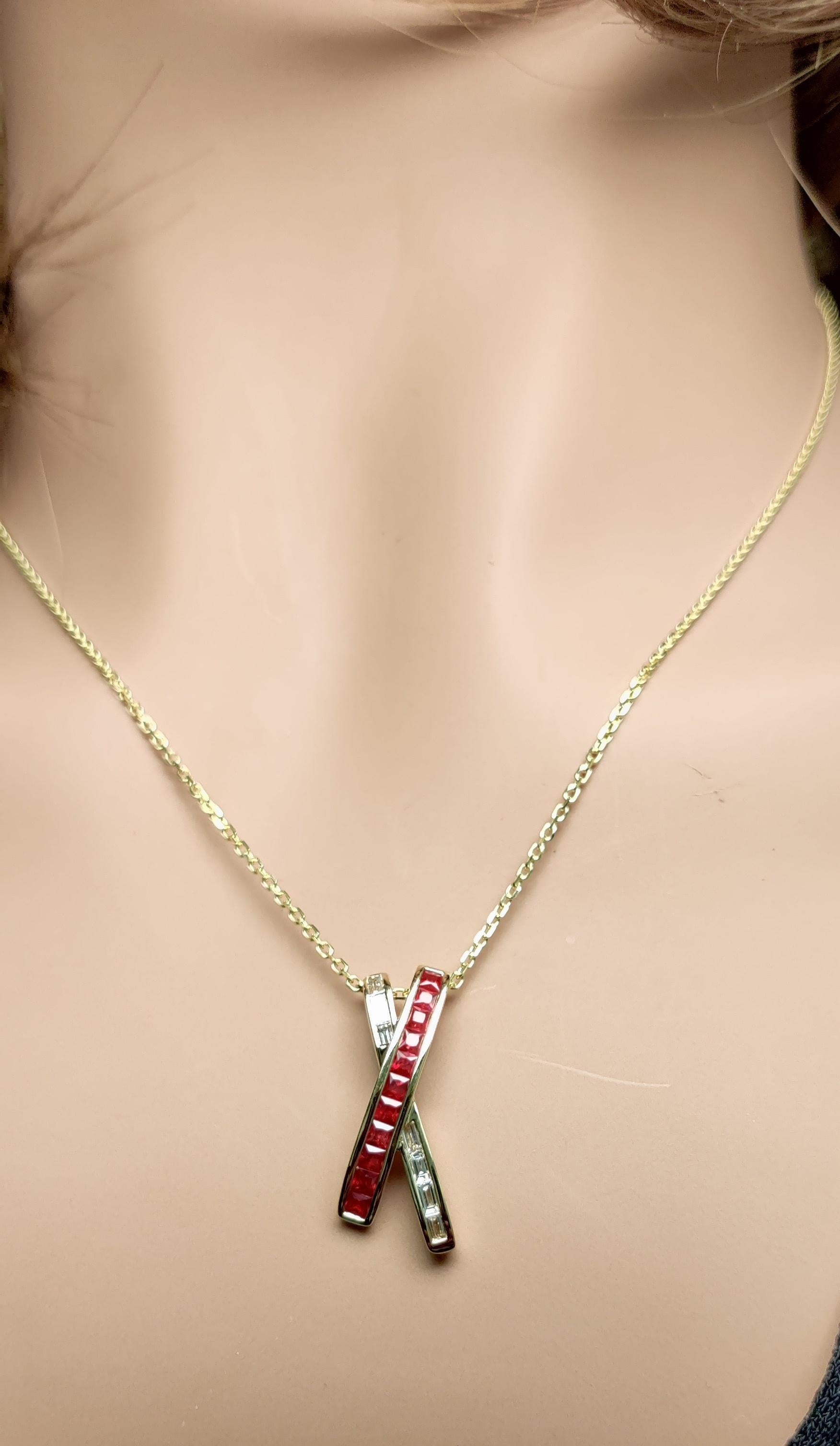 Natural Red Princess Ruby and White Diamond 1.00 Carat TW Gold Drop Pendant In New Condition For Sale In New York, NY