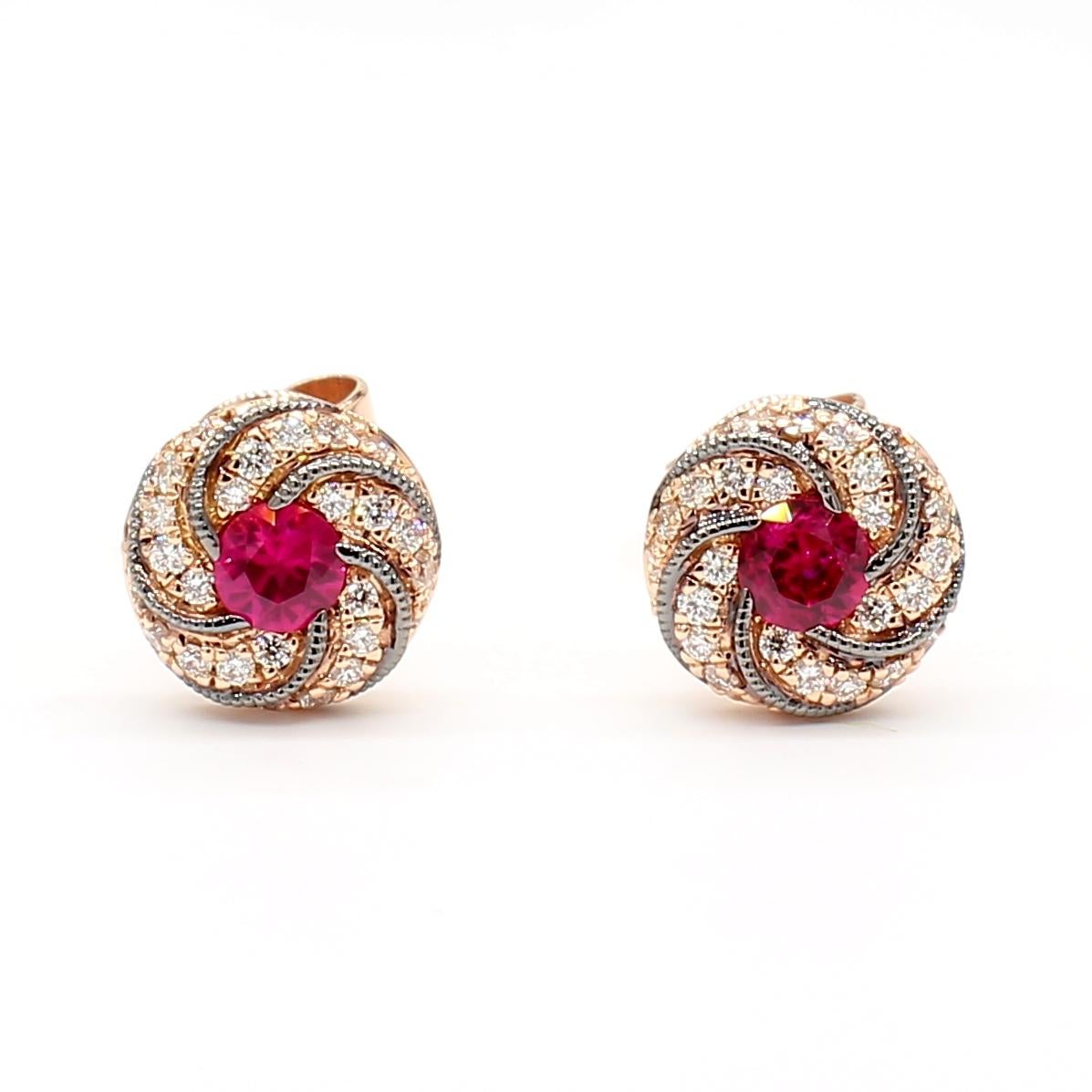 Contemporaneo Orecchini con rubino tondo rosso naturale e diamante bianco da 0,49 carati TW in oro rosa in vendita