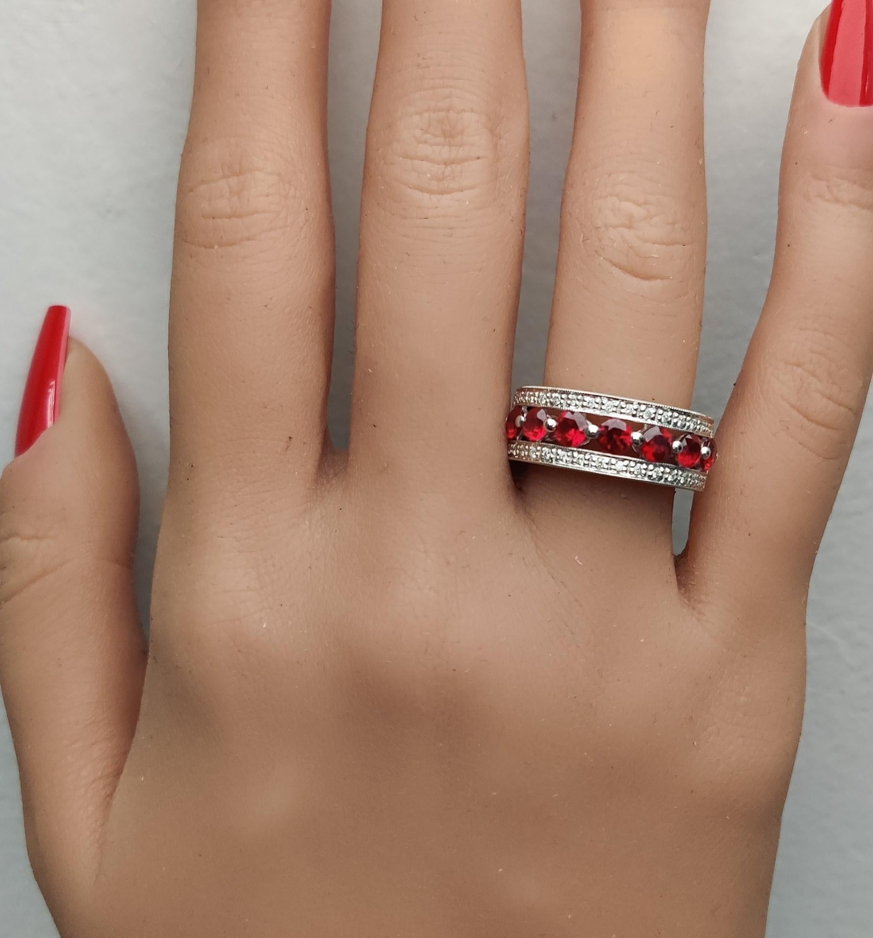 Natural Red Round Ruby and White Diamond 1.69 Carat TW Gold Cocktail Band In New Condition For Sale In New York, NY