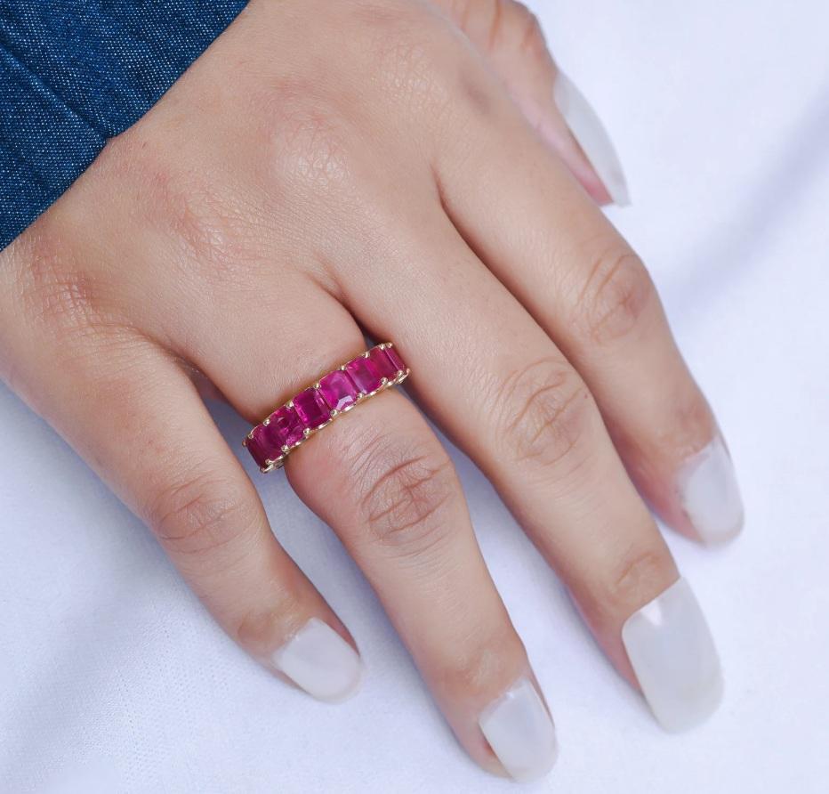 Natural red ruby ring in 18k gold Damen im Angebot