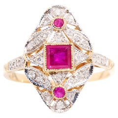Natural Red Square Ruby and Round Diamond 9 Carat Yellow Gold Vintage Ring