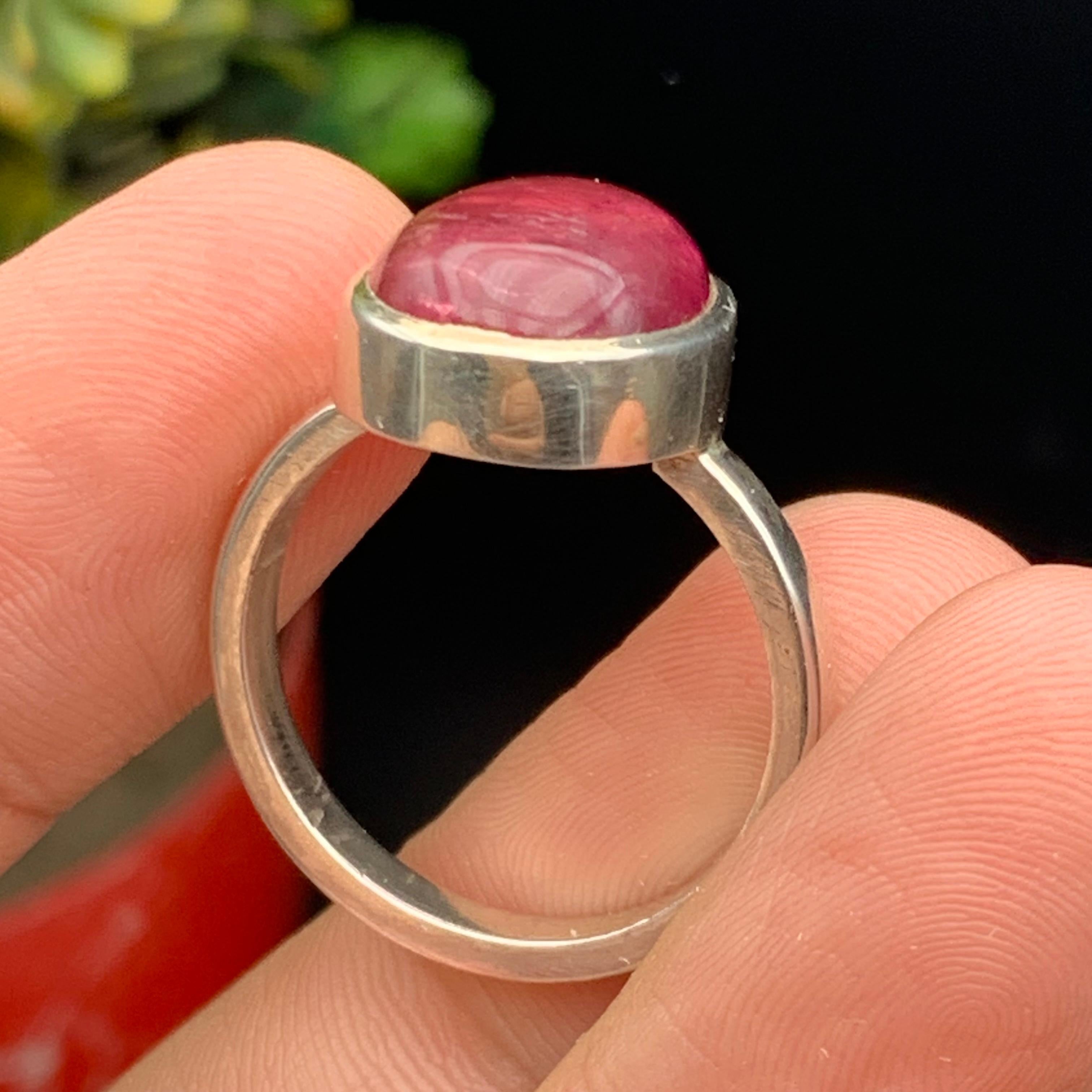 Natürlicher rötlich rosa Rubellit Turmalin Ring in 925 Sterling Silber Größe 10.5 für Damen oder Herren im Angebot