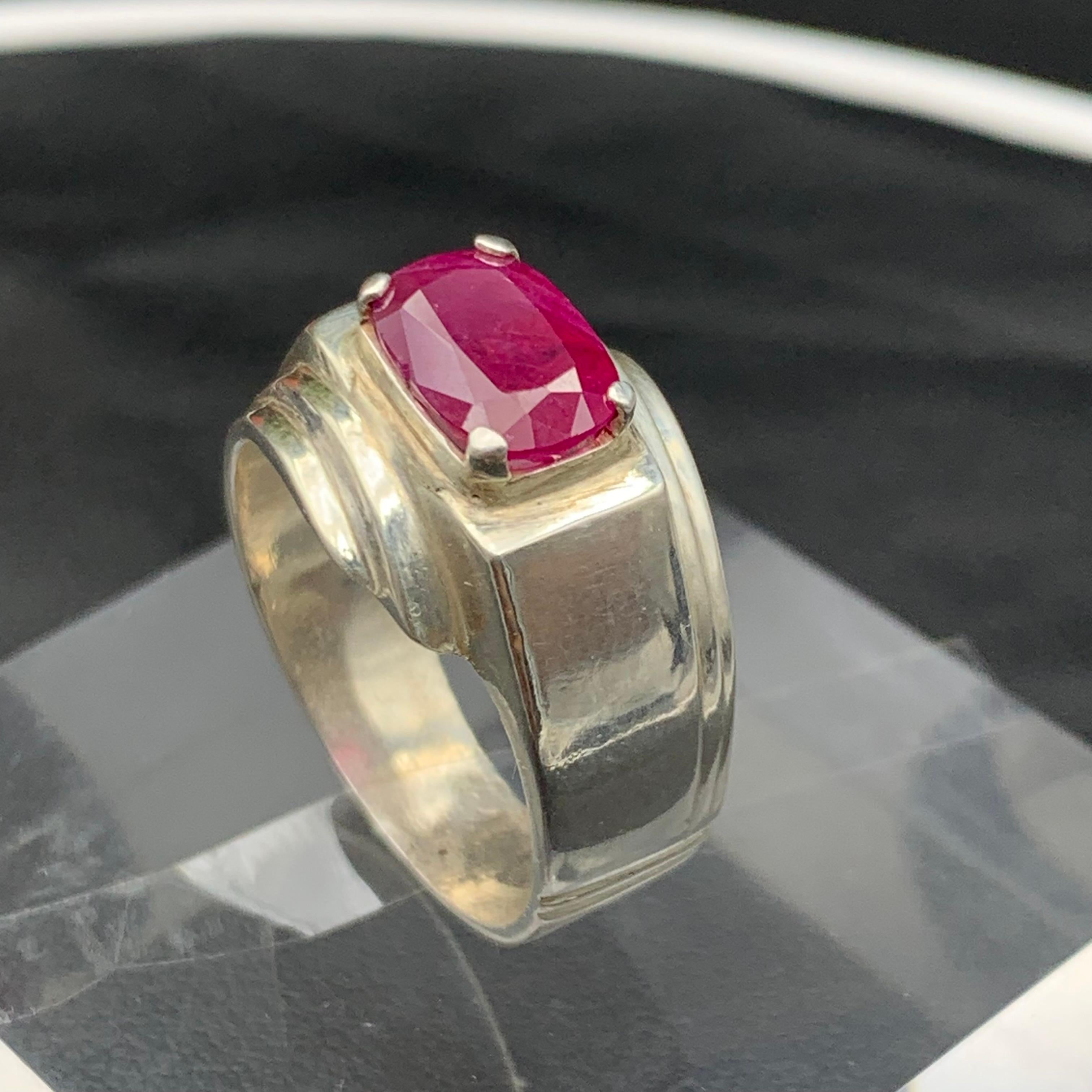 Anello da cocktail con rubino rosso naturale PinK realizzato a mano in argento 925 - US 8.5 in vendita 5