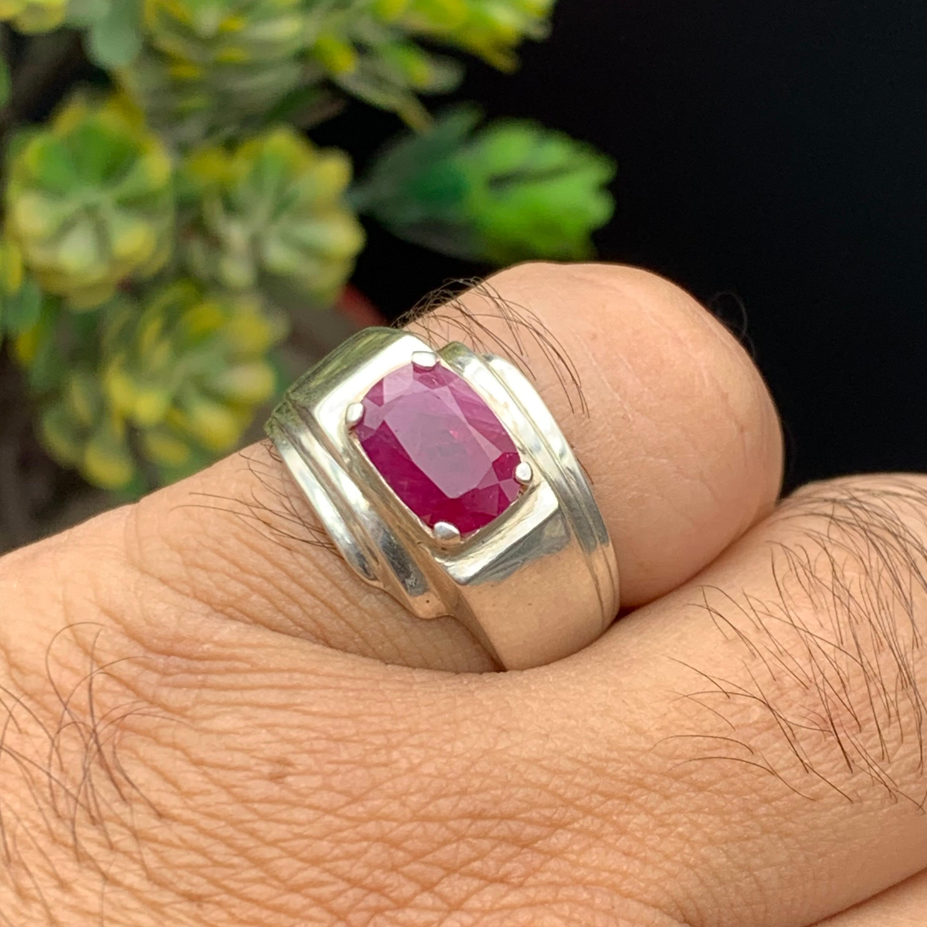 Anello da cocktail con rubino rosso naturale PinK realizzato a mano in argento 925 - US 8.5 in vendita 1