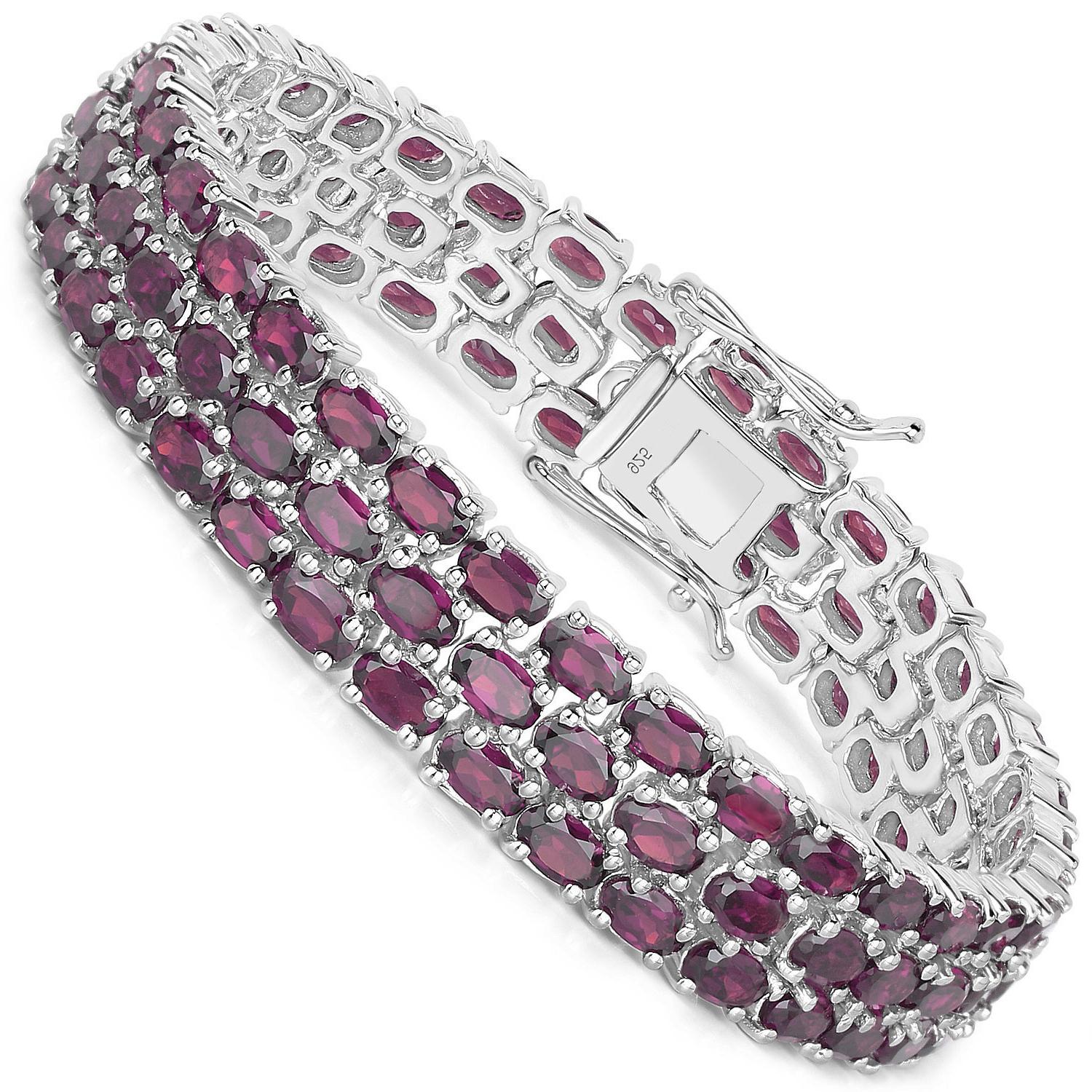 Contemporary Natural Rhodolite Garnet Bracelet 30.80 Carats Sterling Silver	 For Sale