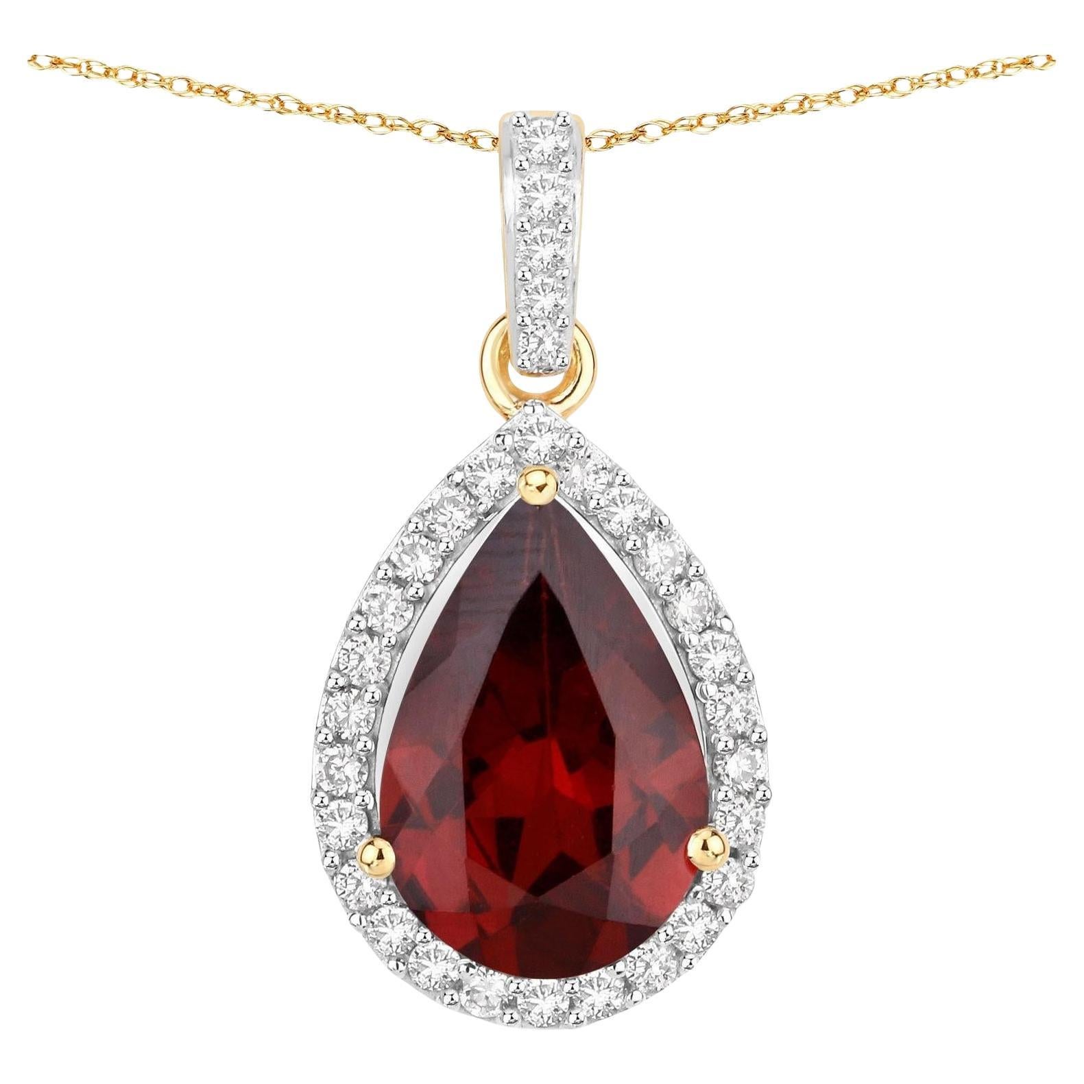 Natural Rhodolite Garnet Pendant Diamond Setting 3.30 Carats 14K Yellow Gold For Sale