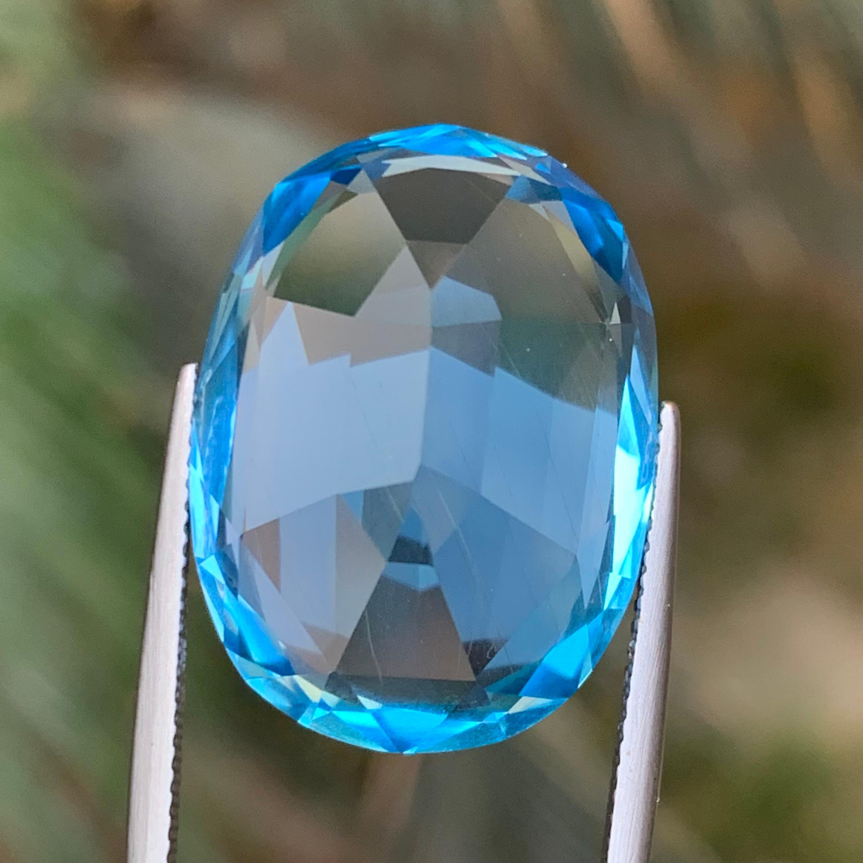 Natürlicher reicher himmelblauer Schweizer Topas 44,79 Ct Ovalschliff loser Edelstein für Anhänger im Angebot 3