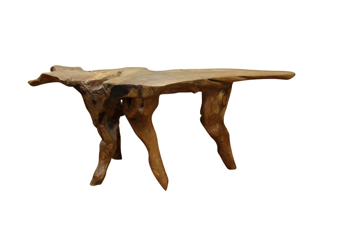 Mesa de Raíz Escultórica Natural siglo XX en venta