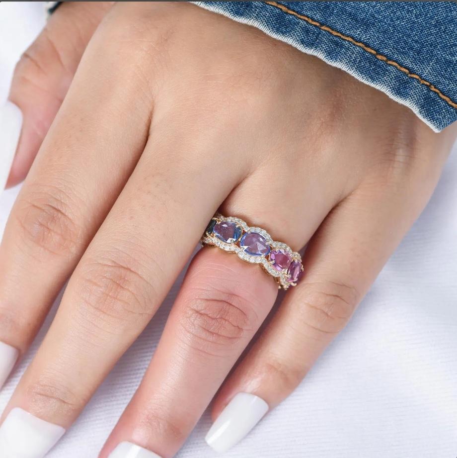 Bague en or 14k saphir multicolore naturel taillé en rose en vente 1
