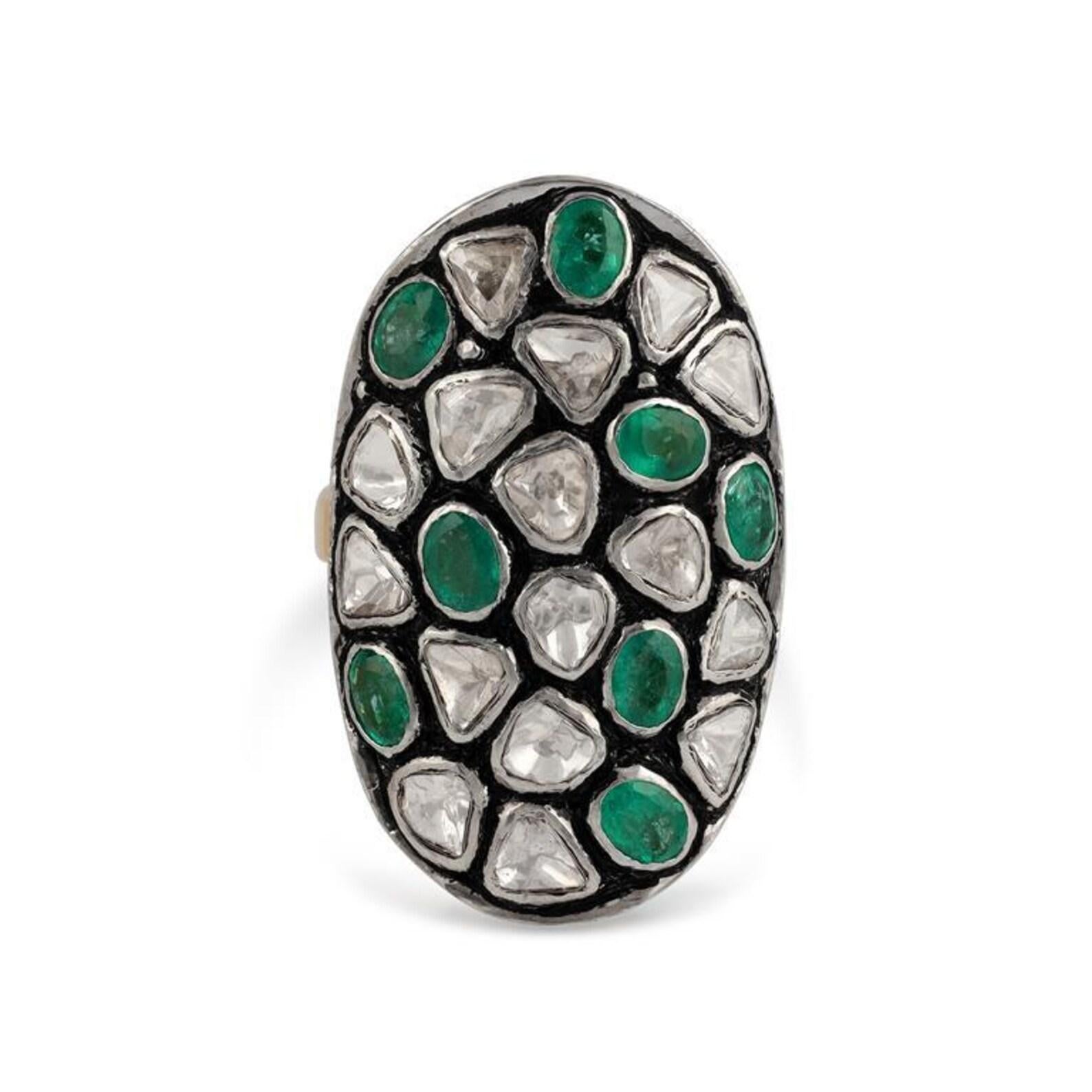 Natural Rose Cut Polki Diamond Emerald sterling Silver Handmade Vintage Ring. For Sale 5