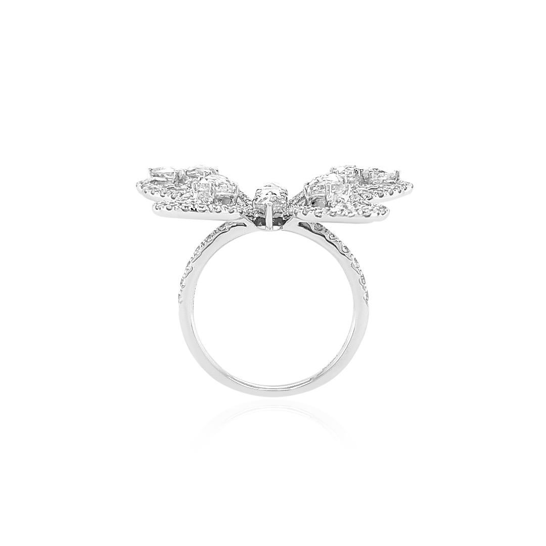 Contemporary Natural Rose Cut White Diamond 18K White Gold Cocktail Ring For Sale