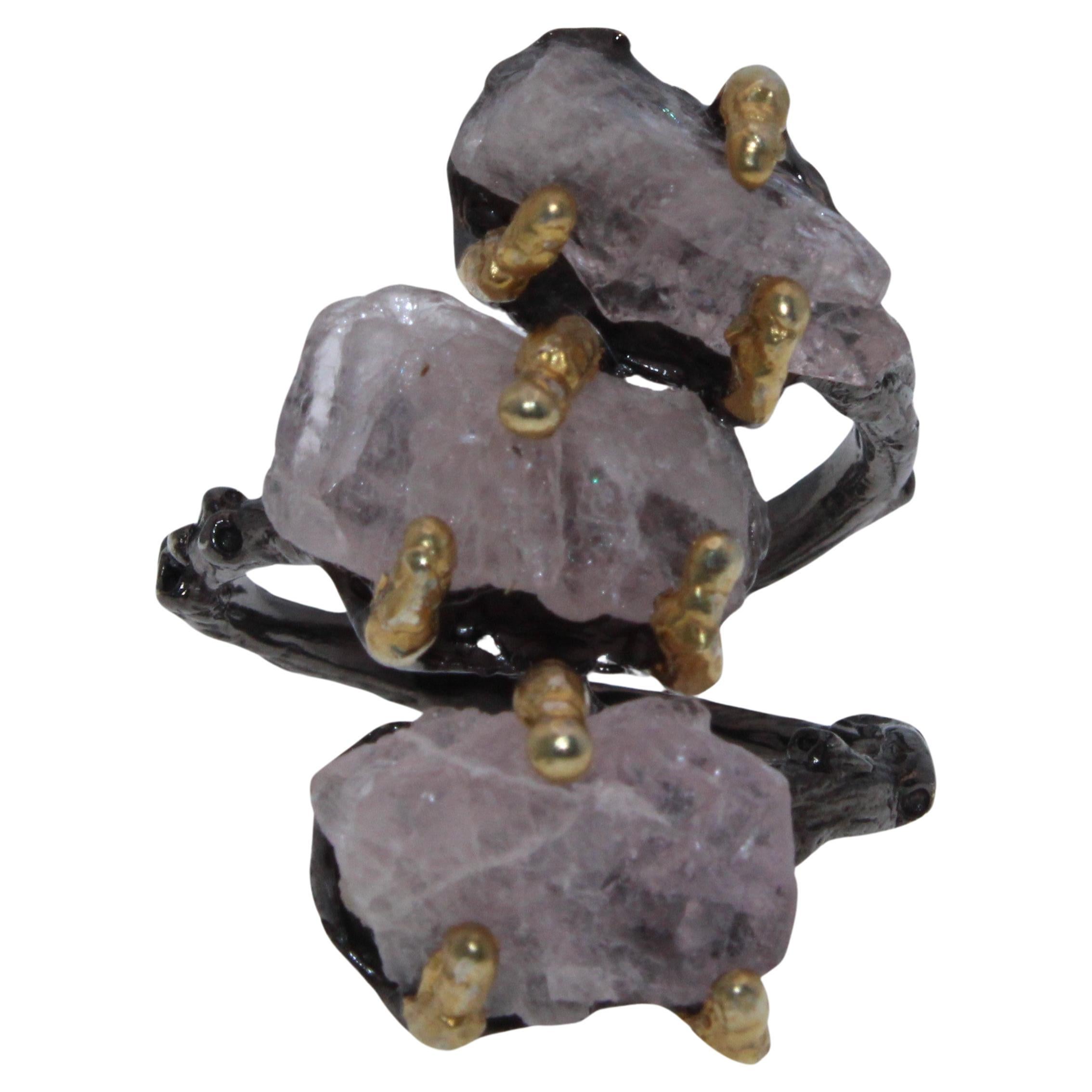 Natürlicher Rohrosa Morganit vergoldet und schwarzer Rhodium 3 Stein Ring im Angebot