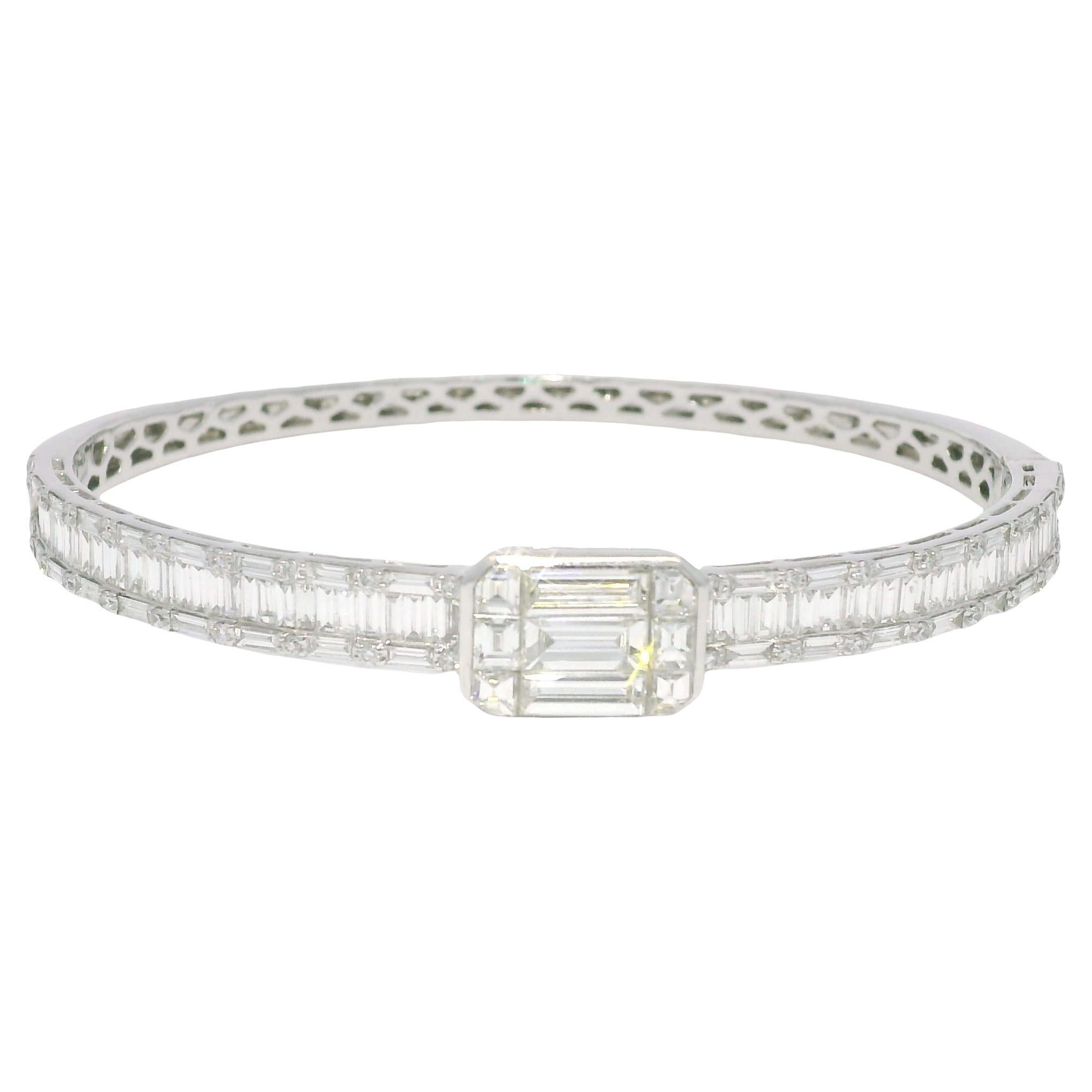 Natural Round
Baguette Cut Diamond 18-Karat Square Bangle Bracelet In Stock