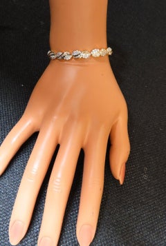 Natural Round & Baguettes Diamonds Cluster Channel Bracelet 14kt*