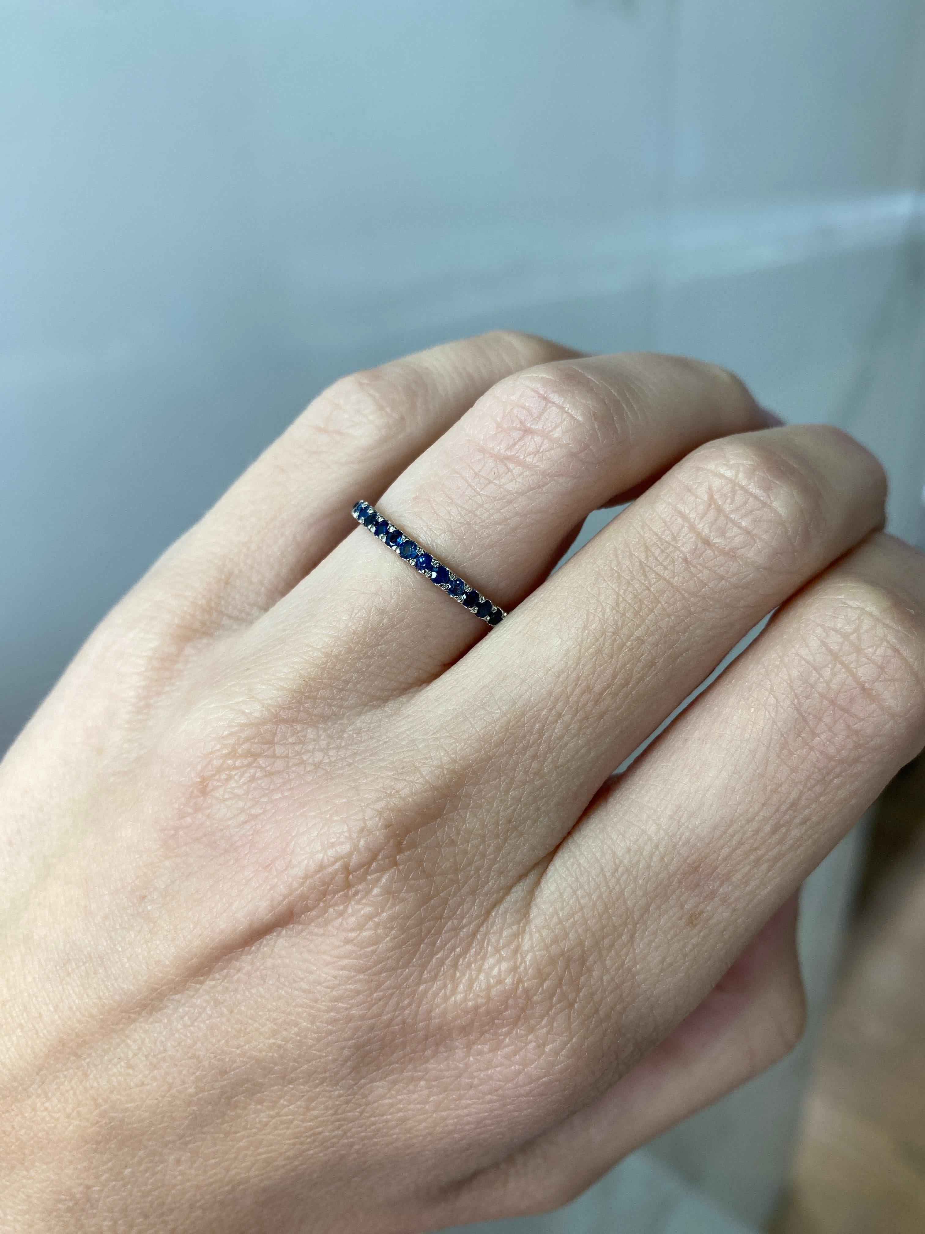 Women's or Men's Natural Round Blue Sapphire Stacking Band, 14 Karat White Gold For Sale