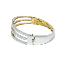 Natural Round Brilliant Cut Diamond 18-Karat Interlocking Cuff Bracelet In Stock