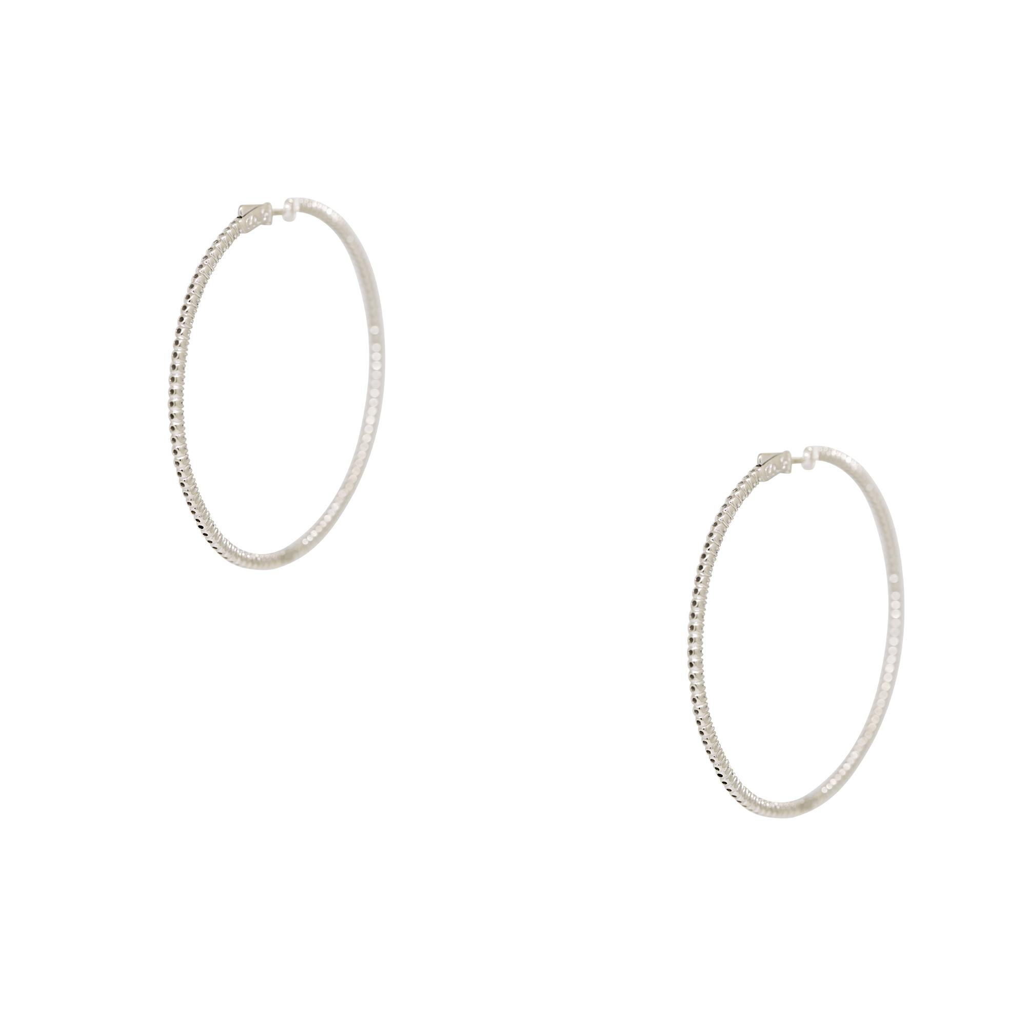14k White Gold Natural 2.10 Carat Round Brilliant Diamond Narrow Hoop Earrings

Discover our Natural Round Brilliant Diamond Hoop Earrings, featuring a classic design with sparkling diamonds set in 14-karat gold. These exquisite earrings are perfect