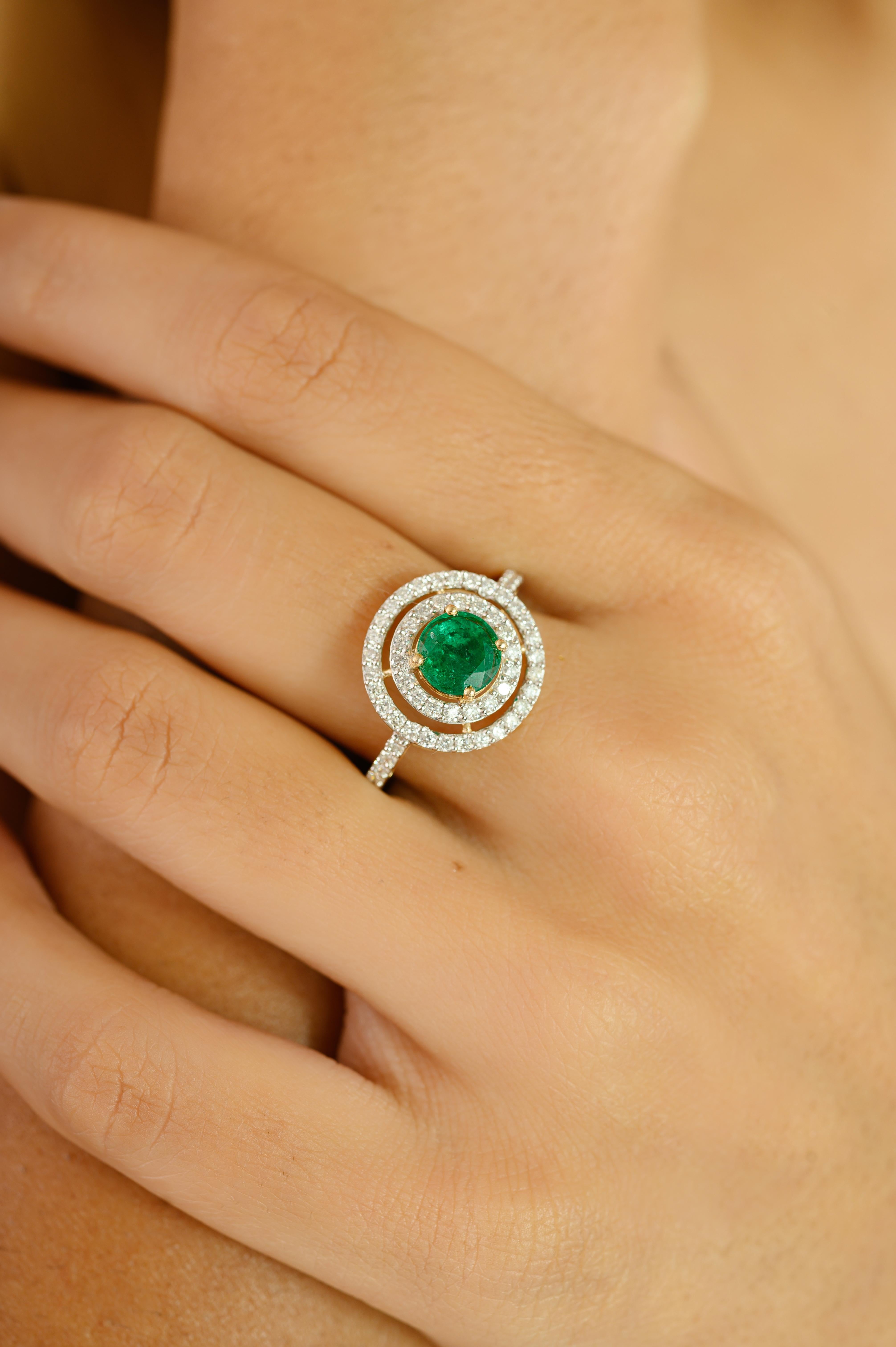 For Sale:  Natural Round Cut Emerald and Double Halo Diamond Wedding Ring in 18k Gold 2