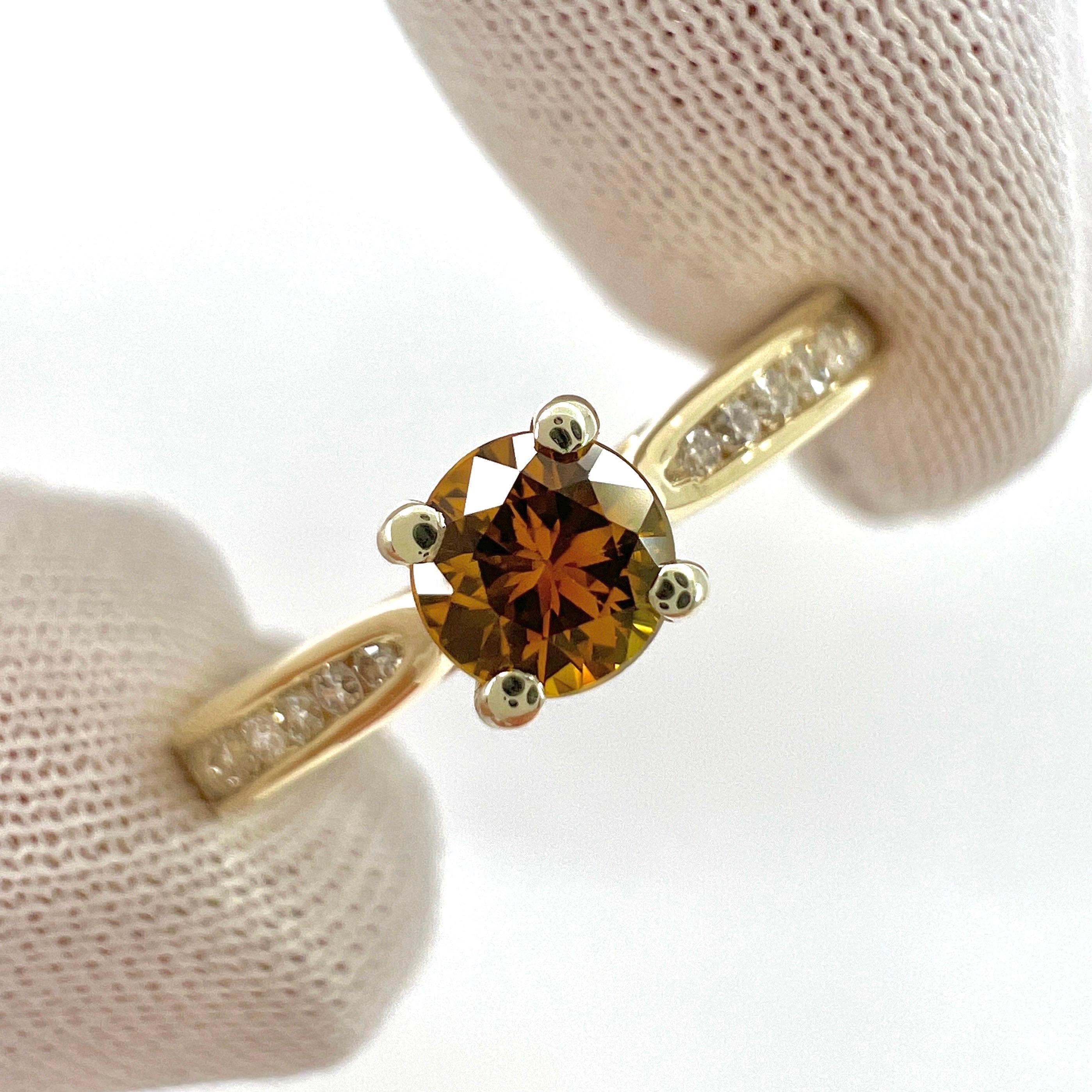 Natural Round Cut Orange Sapphire And Diamond White And Yellow Gold Ring For Sale 2