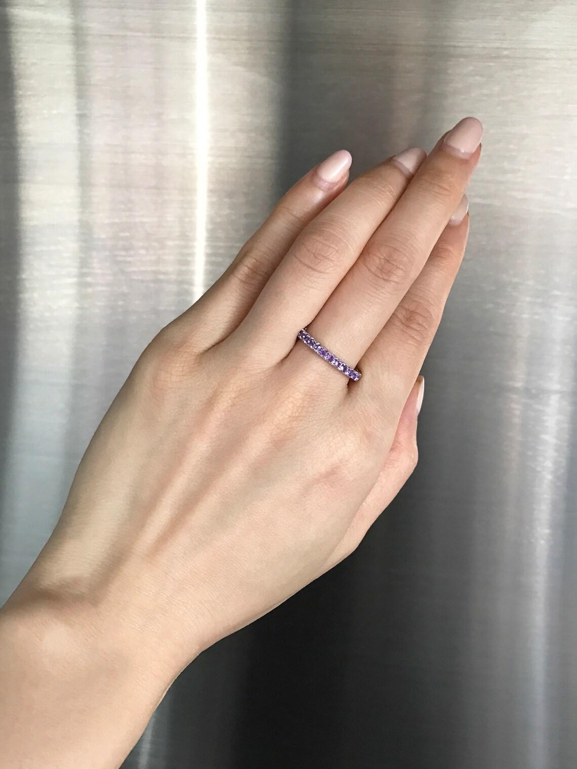 For Sale:  Natural Round Cut Purple Amethyst Wedding Band Ring in 18K White Gold 2