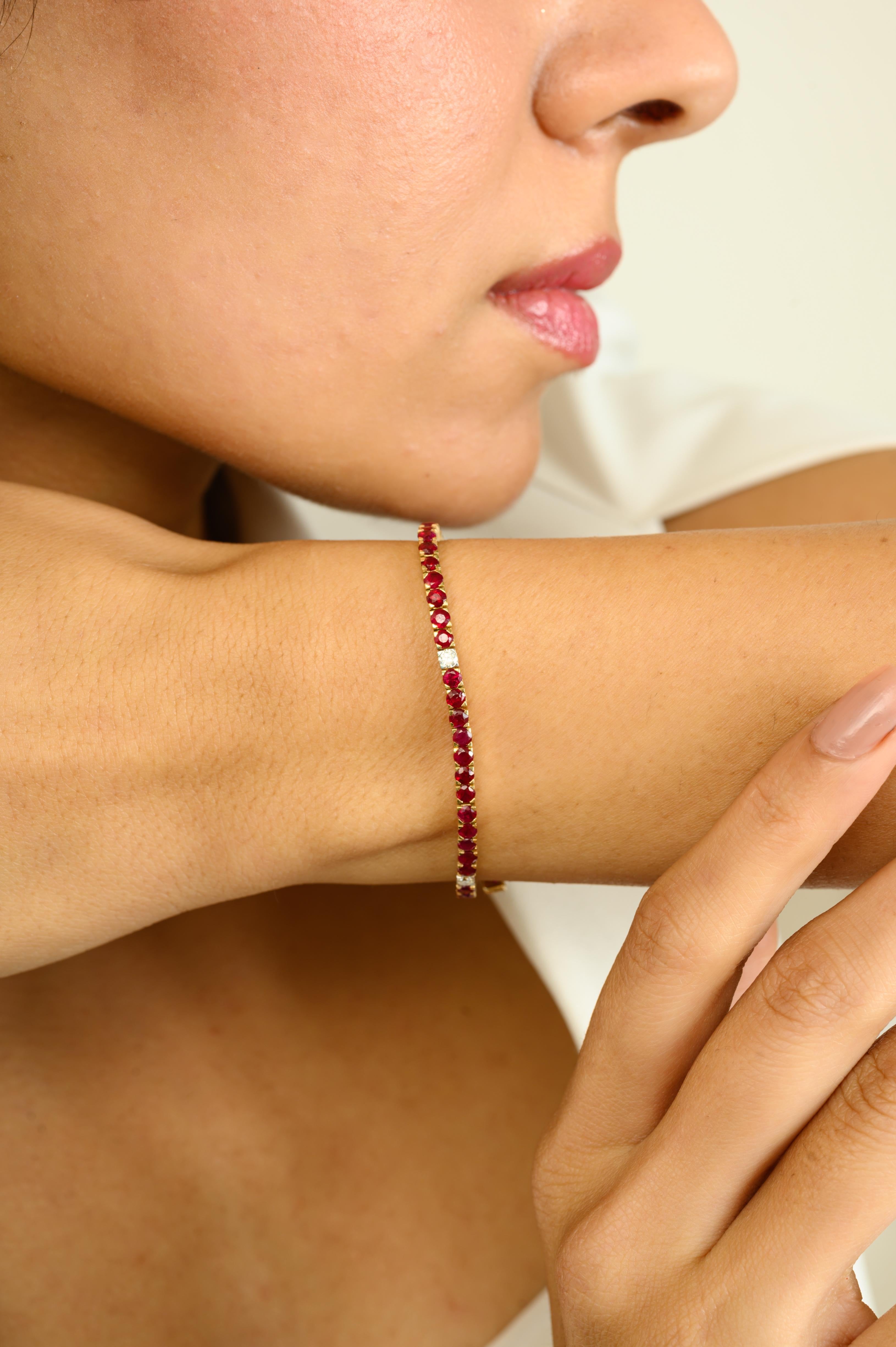 Taglio rotondo Bracciale tennis in rubino taglio rotondo Nature con diamante da 2,96 carati in oro giallo 14k in vendita