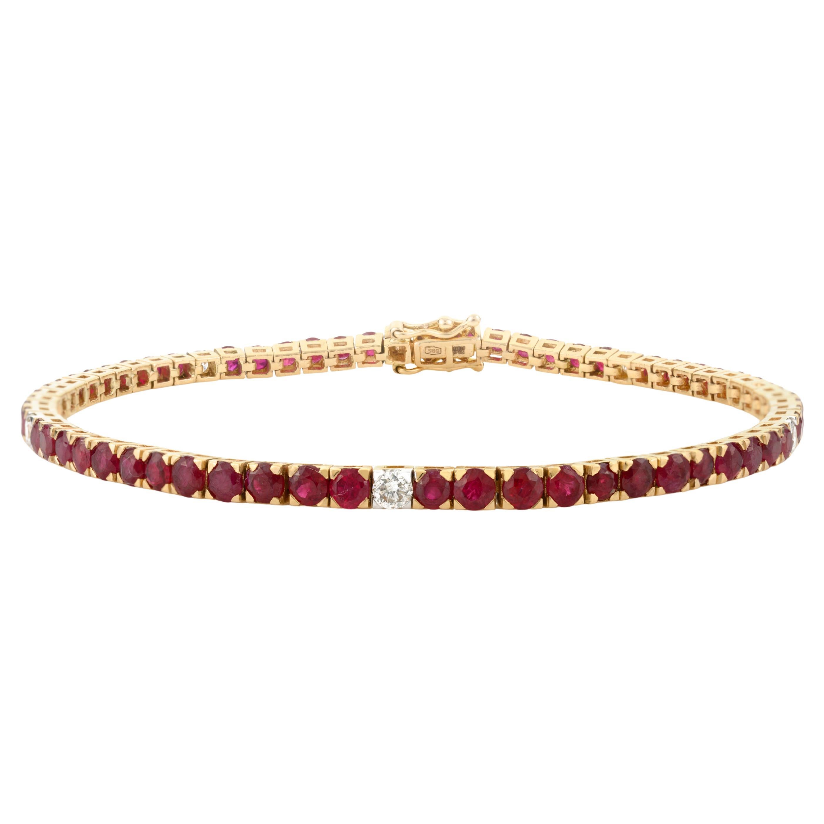Bracciale tennis in rubino taglio rotondo Nature con diamante da 2,96 carati in oro giallo 14k in vendita