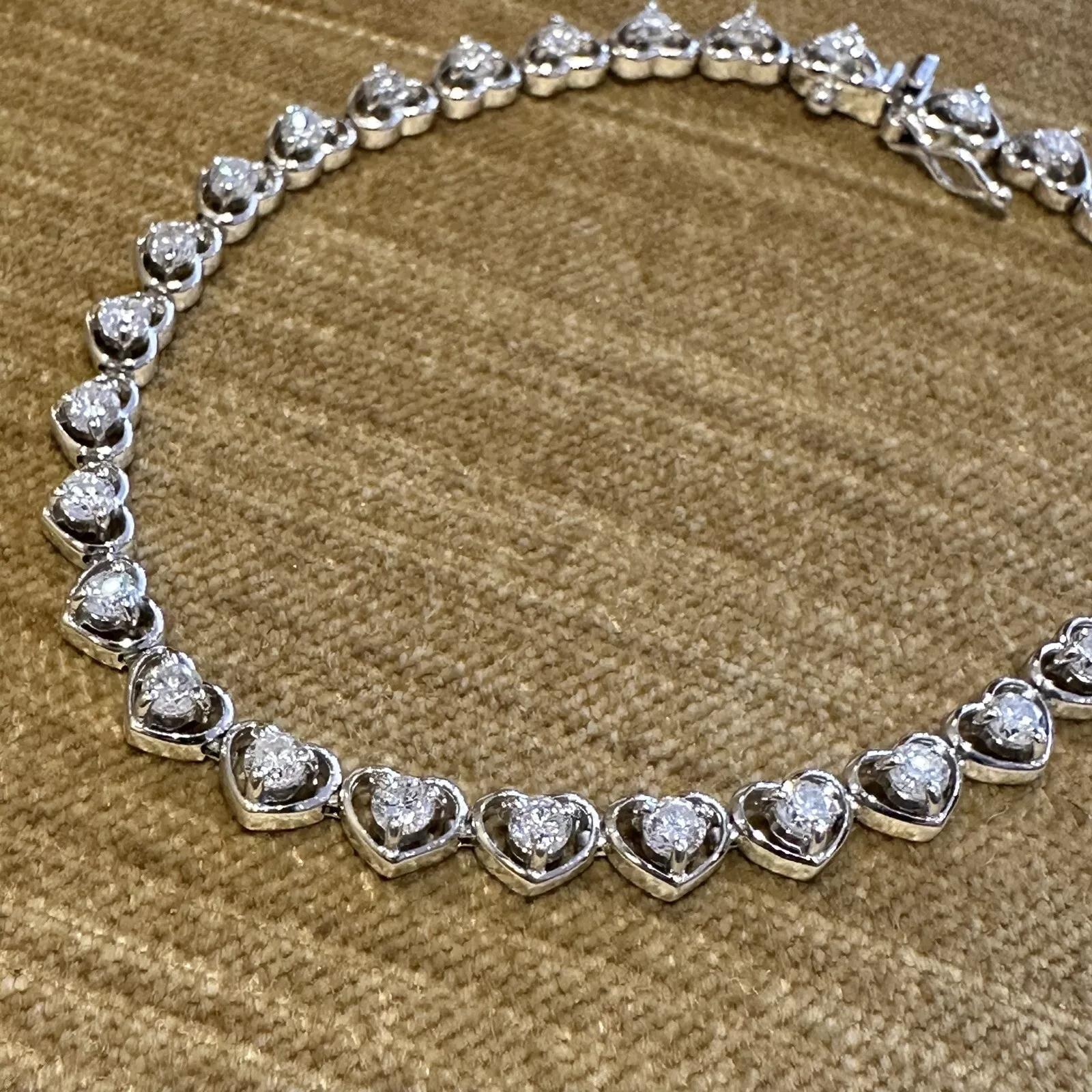 Women's Natural Round Diamond Bracelet with Heart Shaped Platinum Setting
