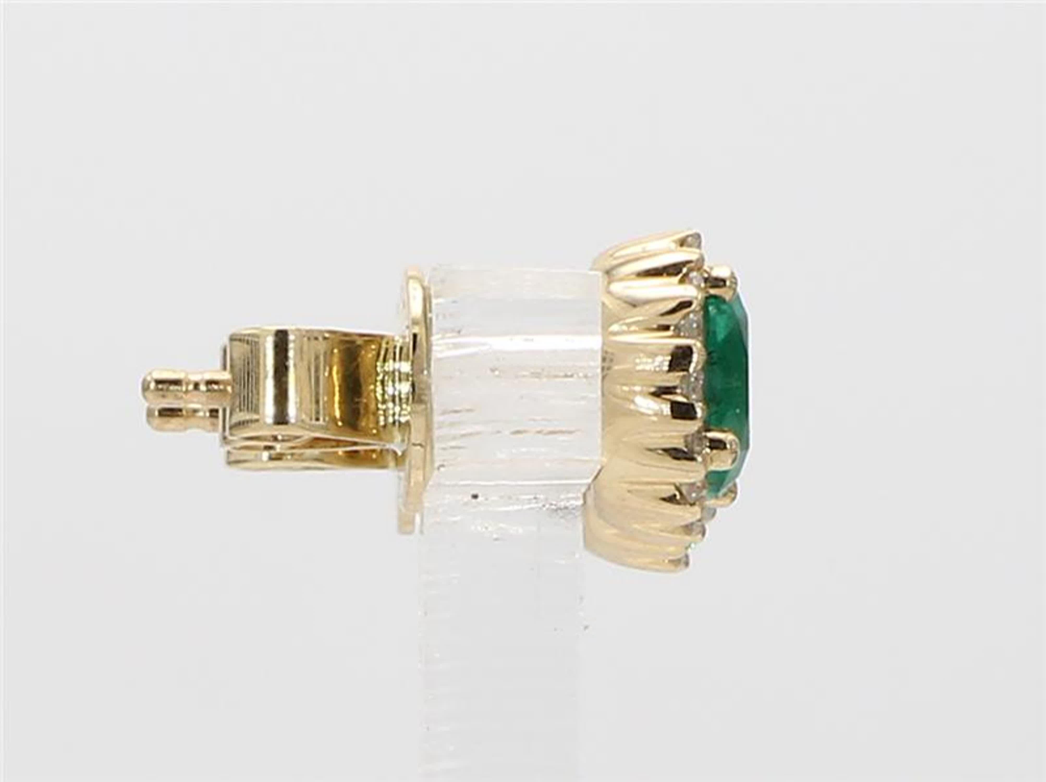 Women's Natural Round Emerald and White Diamond 1.24 Carat TW Yellow Gold Stud Earrings For Sale