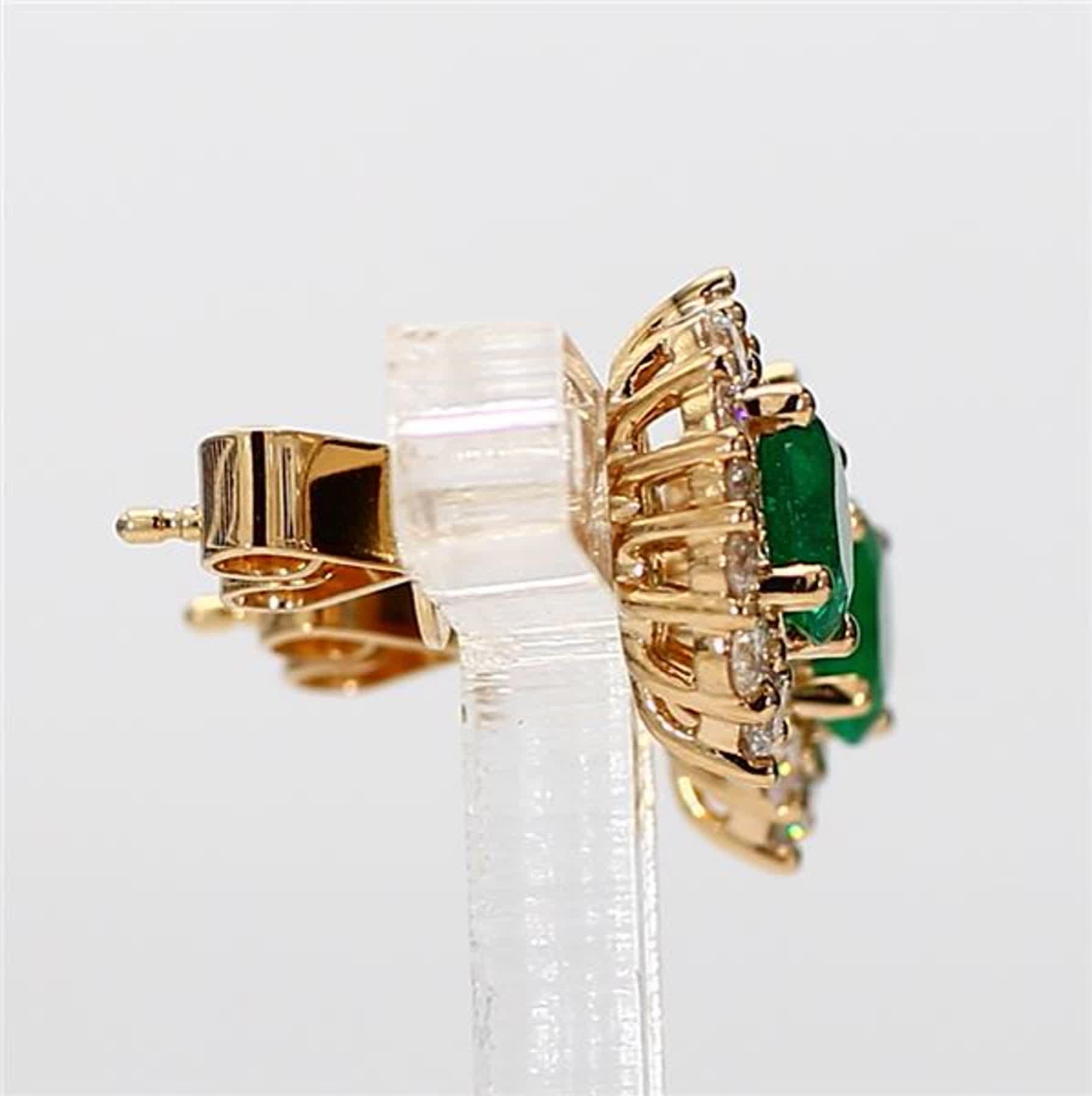 Women's Natural Round Emerald and White Diamond 1.62 Carat TW Yellow Gold Stud Earrings For Sale