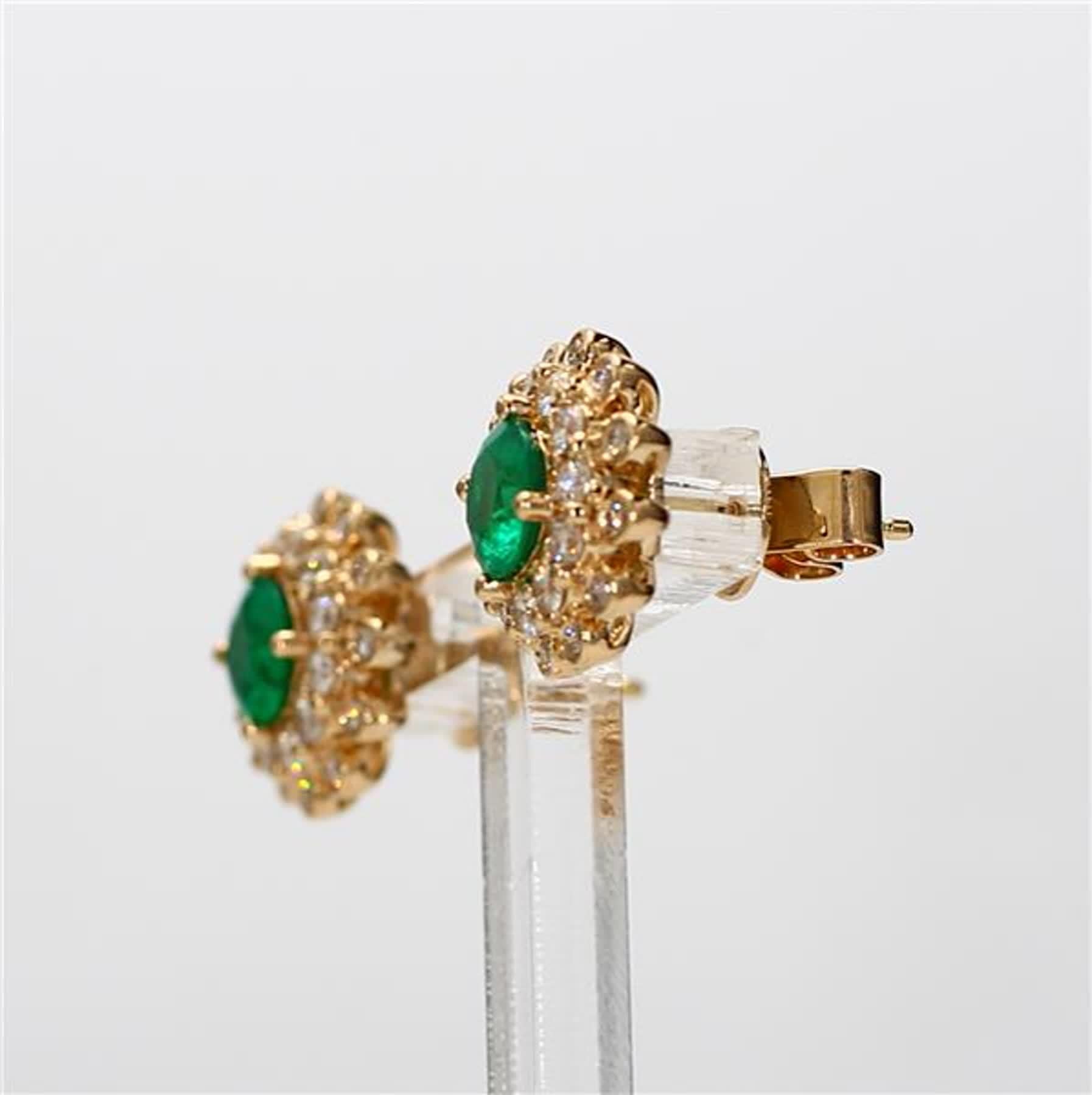 Contemporary Natural Round Emerald and White Diamond 1.70 Carat TW Yellow Gold Stud Earrings For Sale
