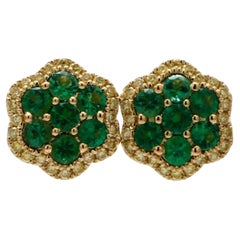 Natural Round Emerald and Yellow Diamond 1.56 Carat TW Yellow Gold Stud Earrings