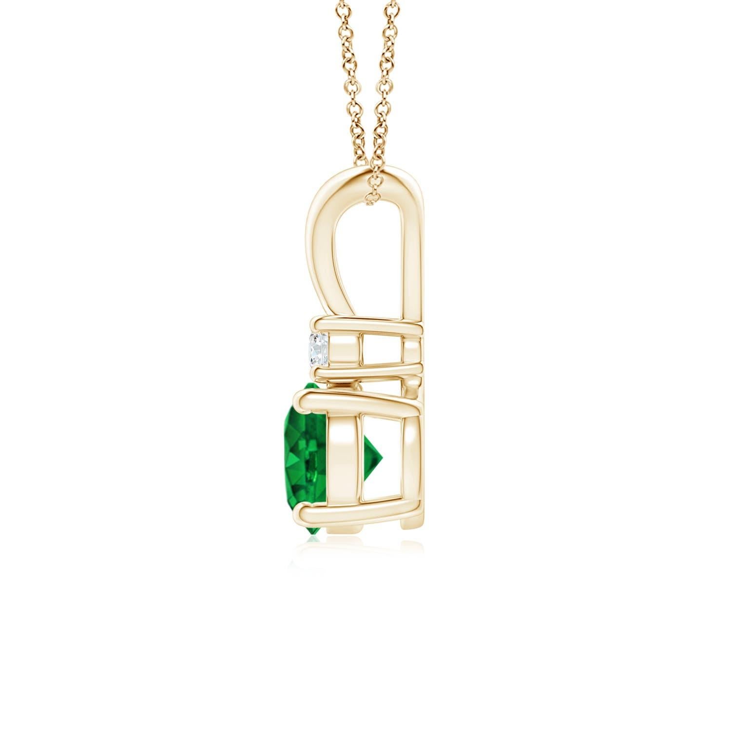 Modern ANGARA Natural Round 0.75ct Emerald Solitaire Diamond Pendant in 14K Yellow Gold For Sale