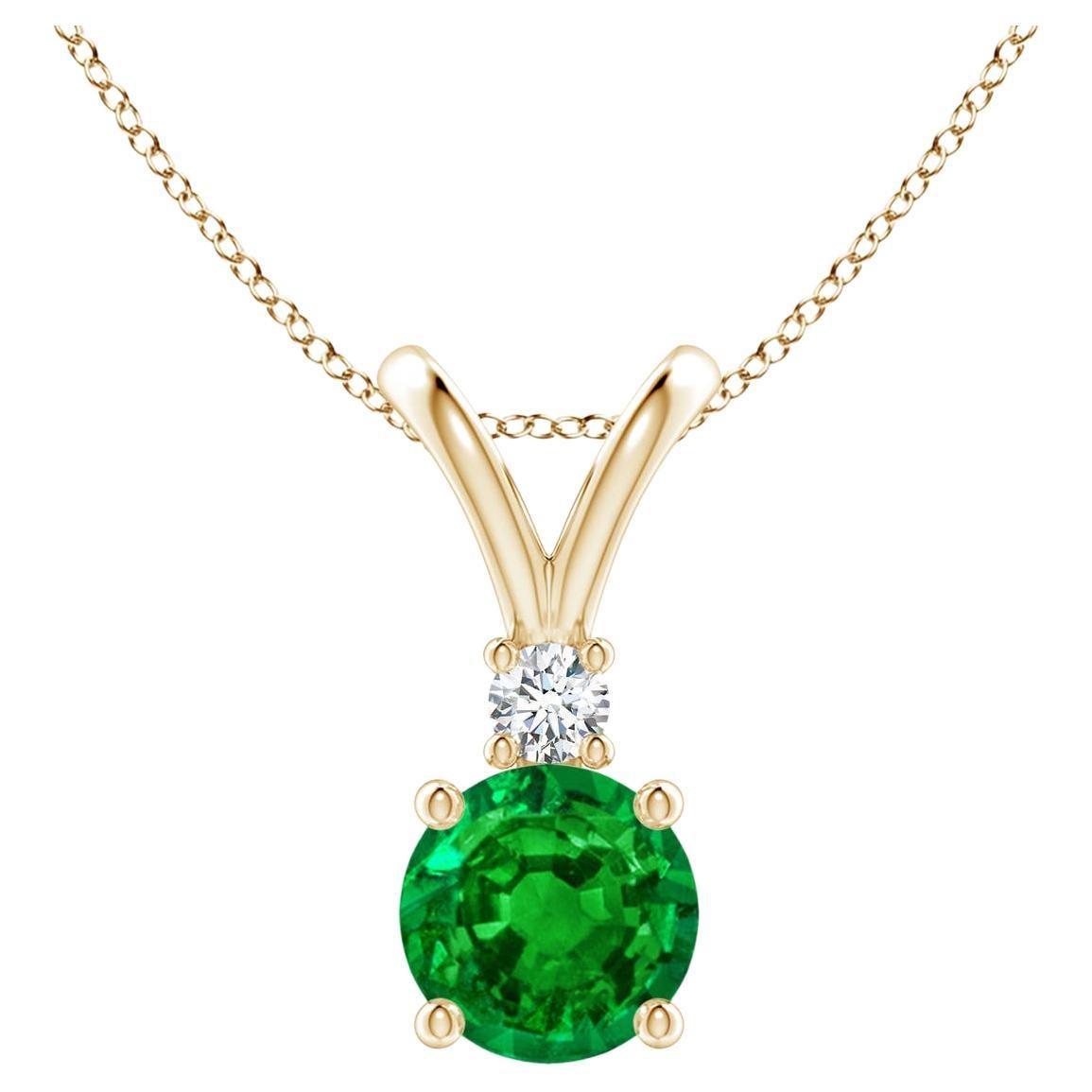 ANGARA Natural Round 0.75ct Emerald Solitaire Diamond Pendant in 14K Yellow Gold For Sale