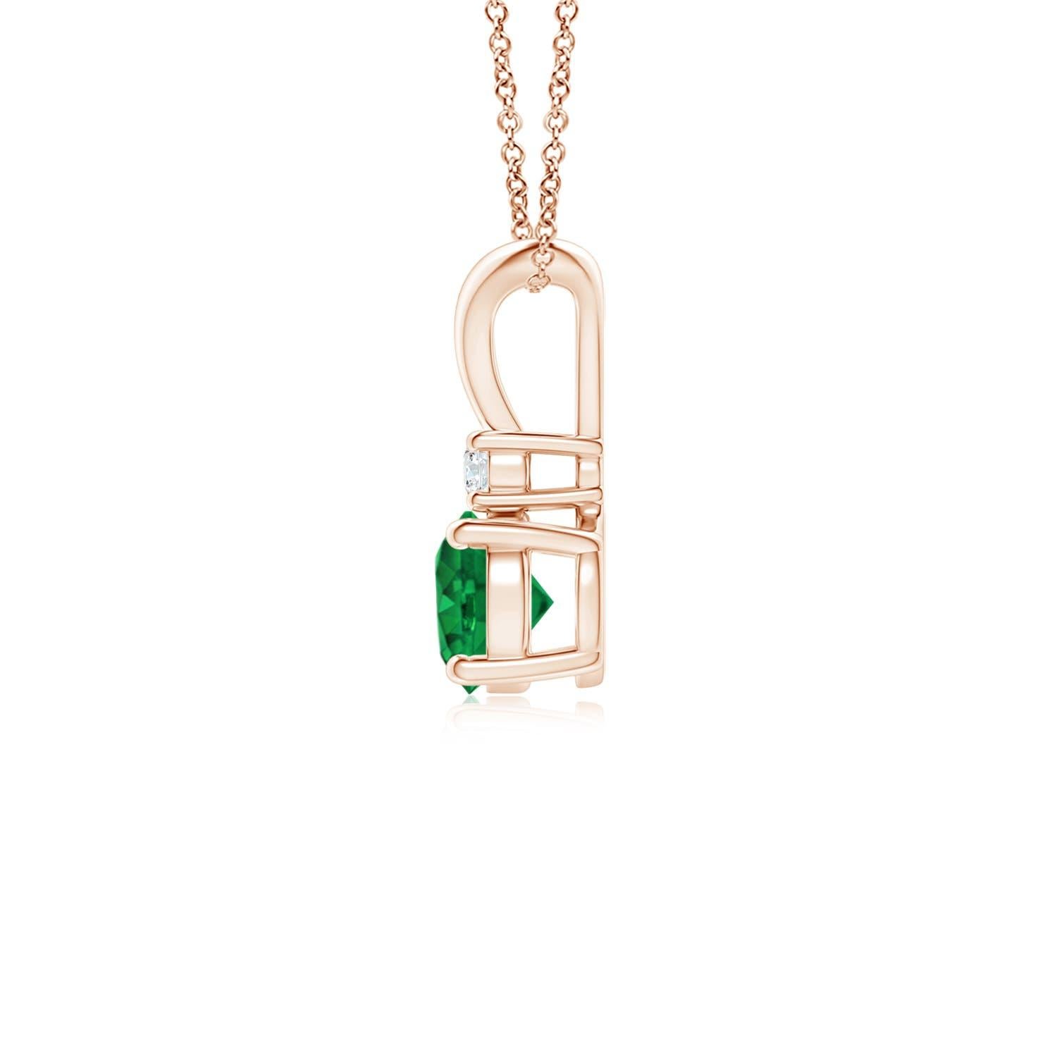 Modern Natural Round 0.45ct Emerald Solitaire Pendant with Diamond in 14K Rose Gold For Sale