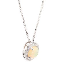 Natürlicher runder Opal und weißer Diamant 1,16 Karat TW Gold Tropfenanhänger