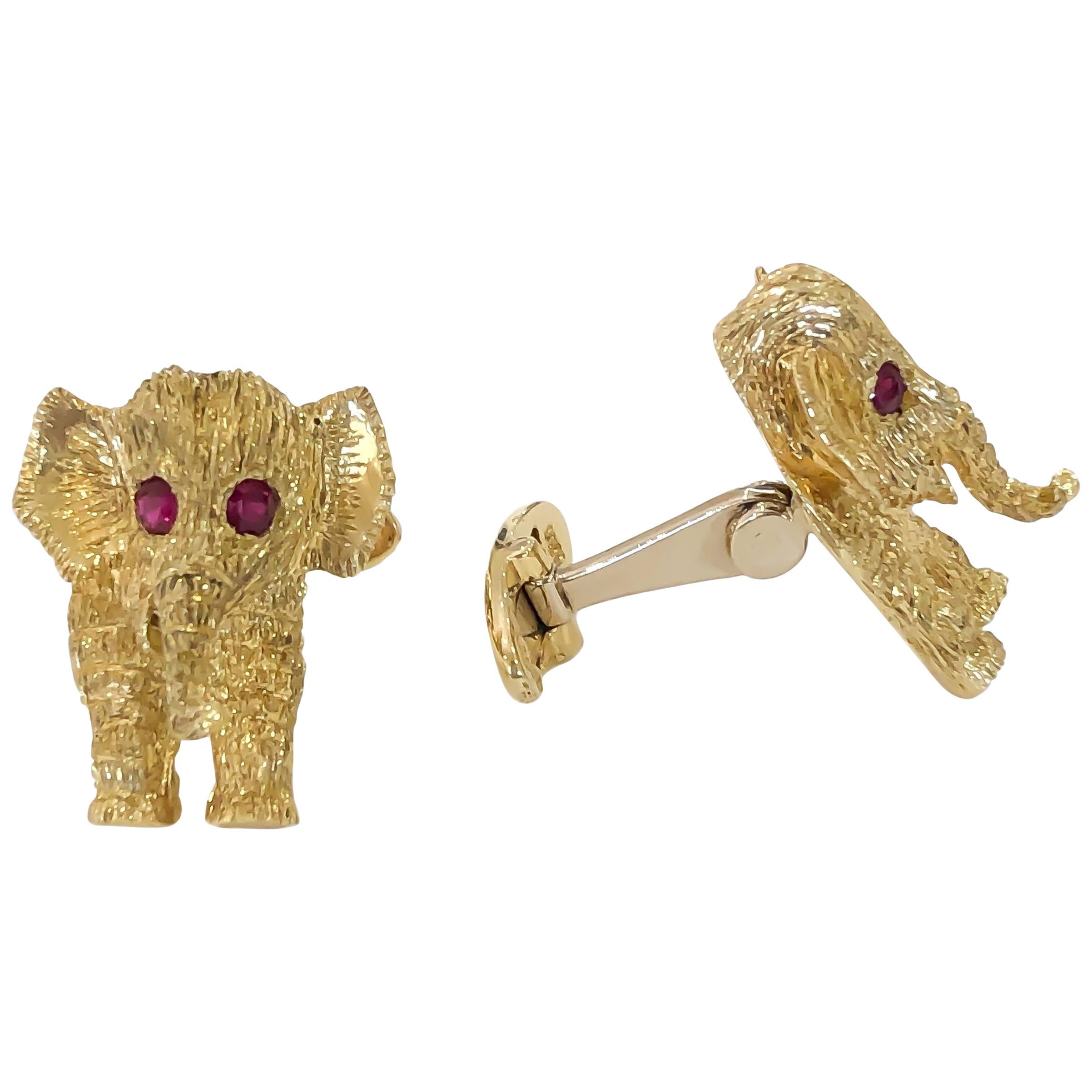 Natural Round Red Ruby Elephant Cufflinks 18 Karat Yellow Gold