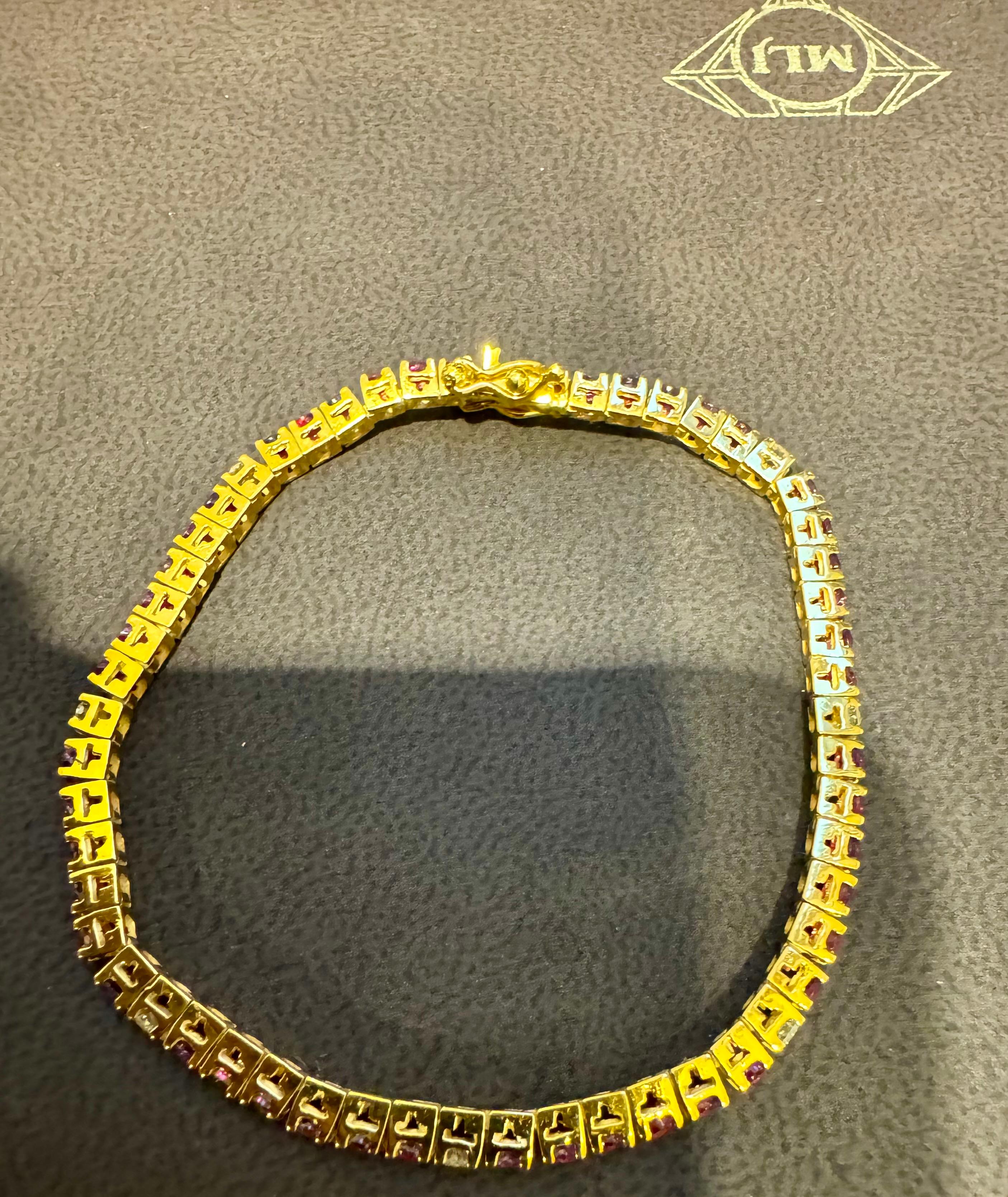 Brazalete de tenis de oro amarillo de 14 quilates con rubí redondo natural y diamantes 6,75 pulgadas Corte marquesa en venta